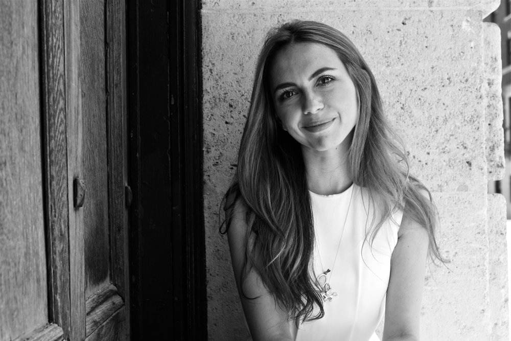 Verse Like Water presents Romanian-American poet Maya C. Popa - Vimarsana News