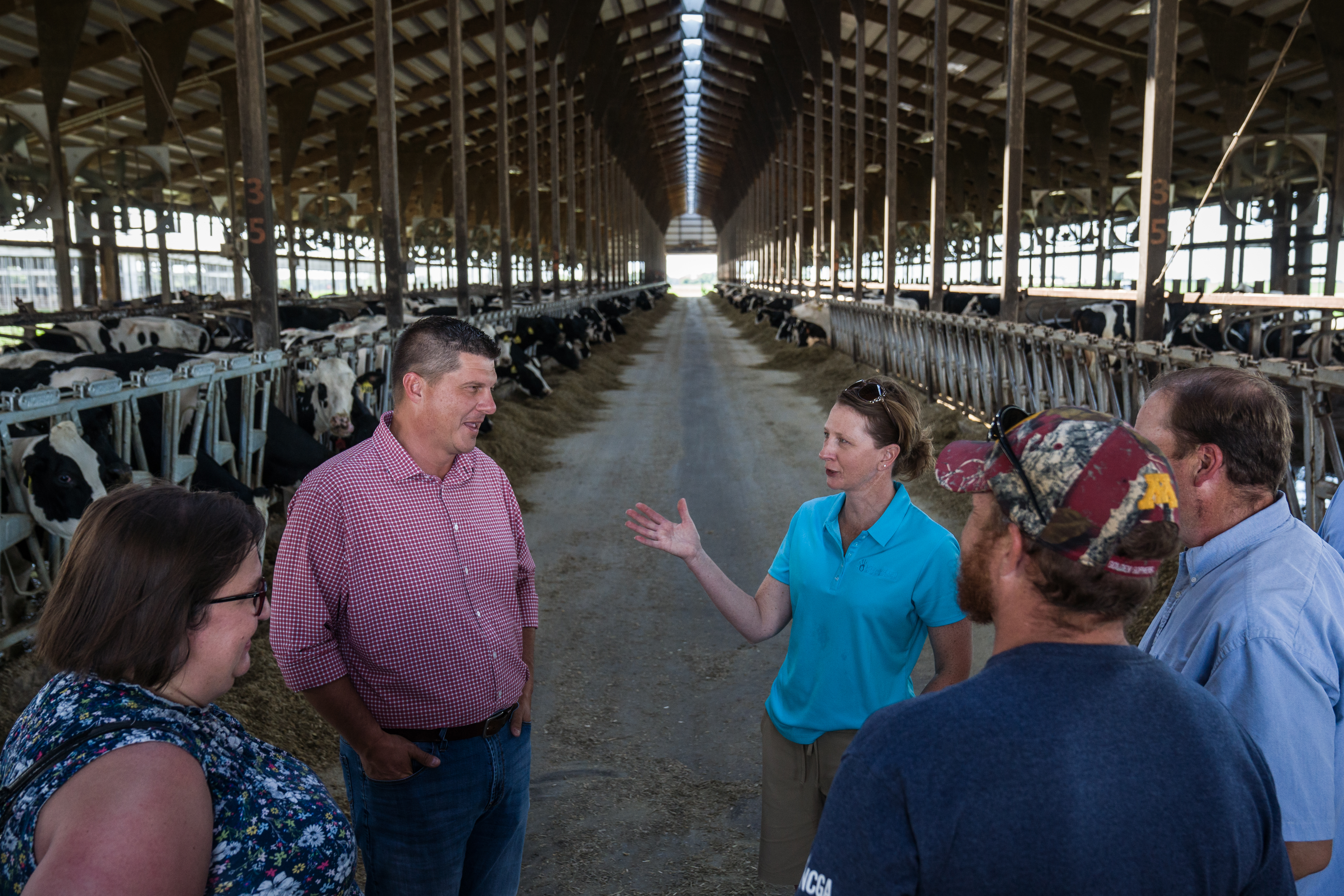 Congressional candidate Brad Finstad speaks with ag producers in Eyota - Vimarsana News