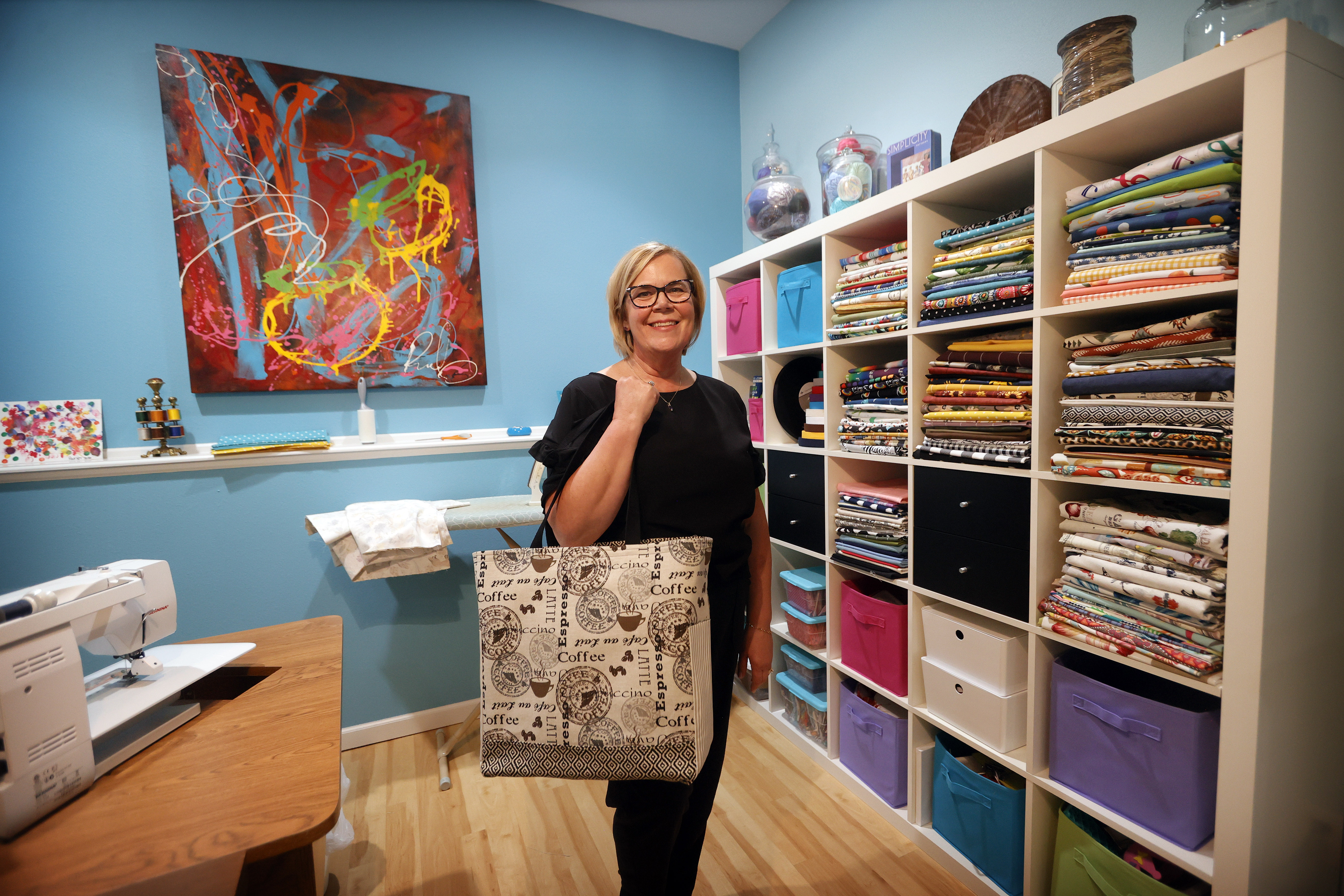 Success is in the bag for Fargo woman's tote bag business - Vimarsana News