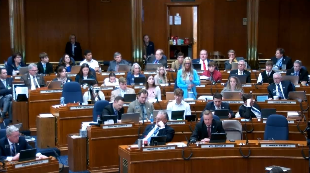 Port: Lawmaker references COVID-19 vaccine conspiracy theory in floor debate - Vimarsana News