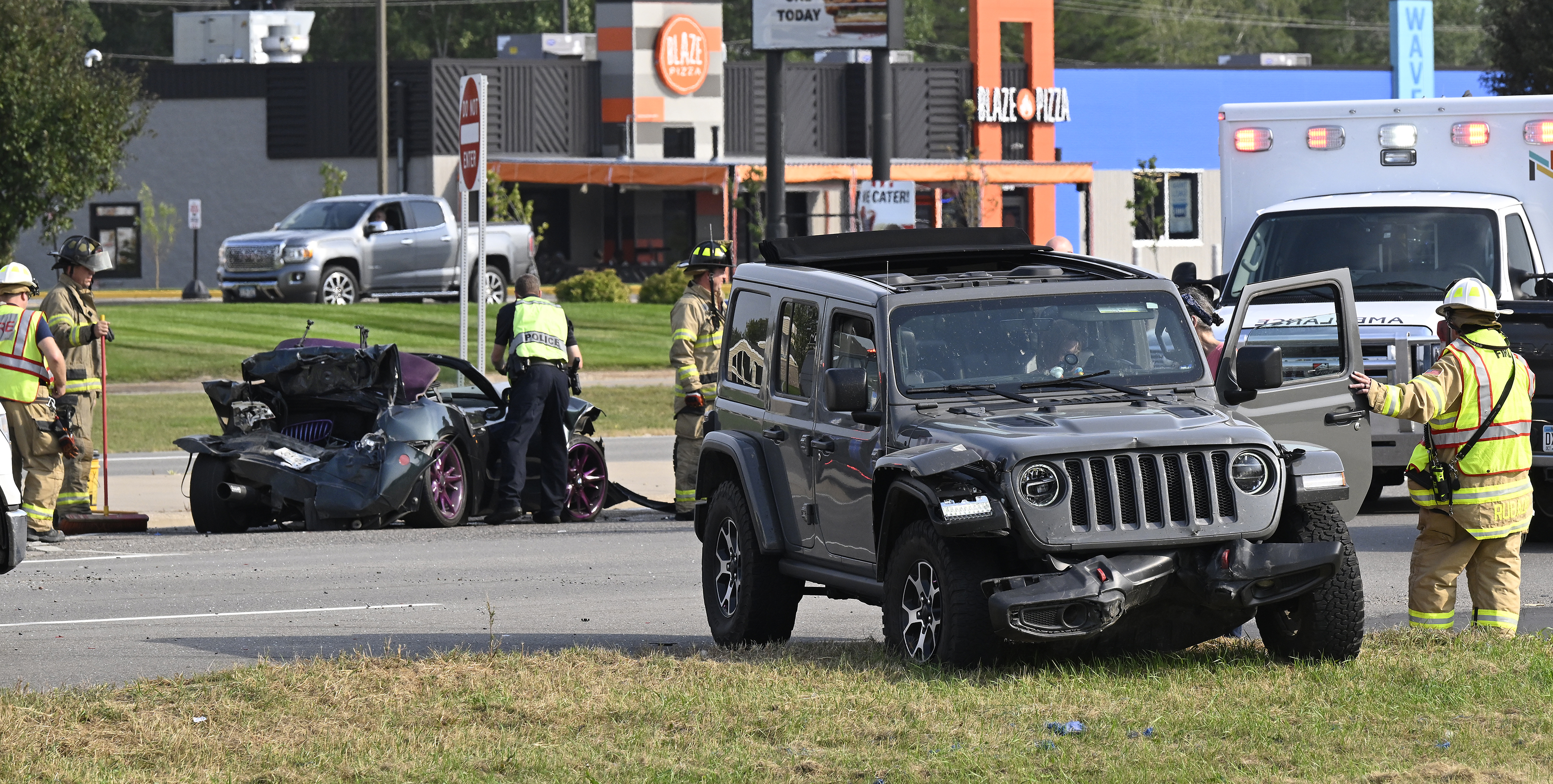 Highway 371 crash injures 2 - Vimarsana News