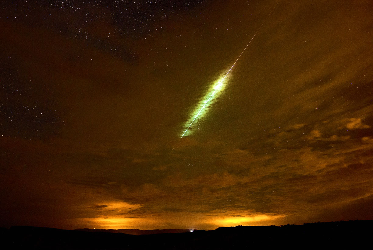 Astro Bob: Best times to watch this week's Perseid meteor shower - Vimarsana News