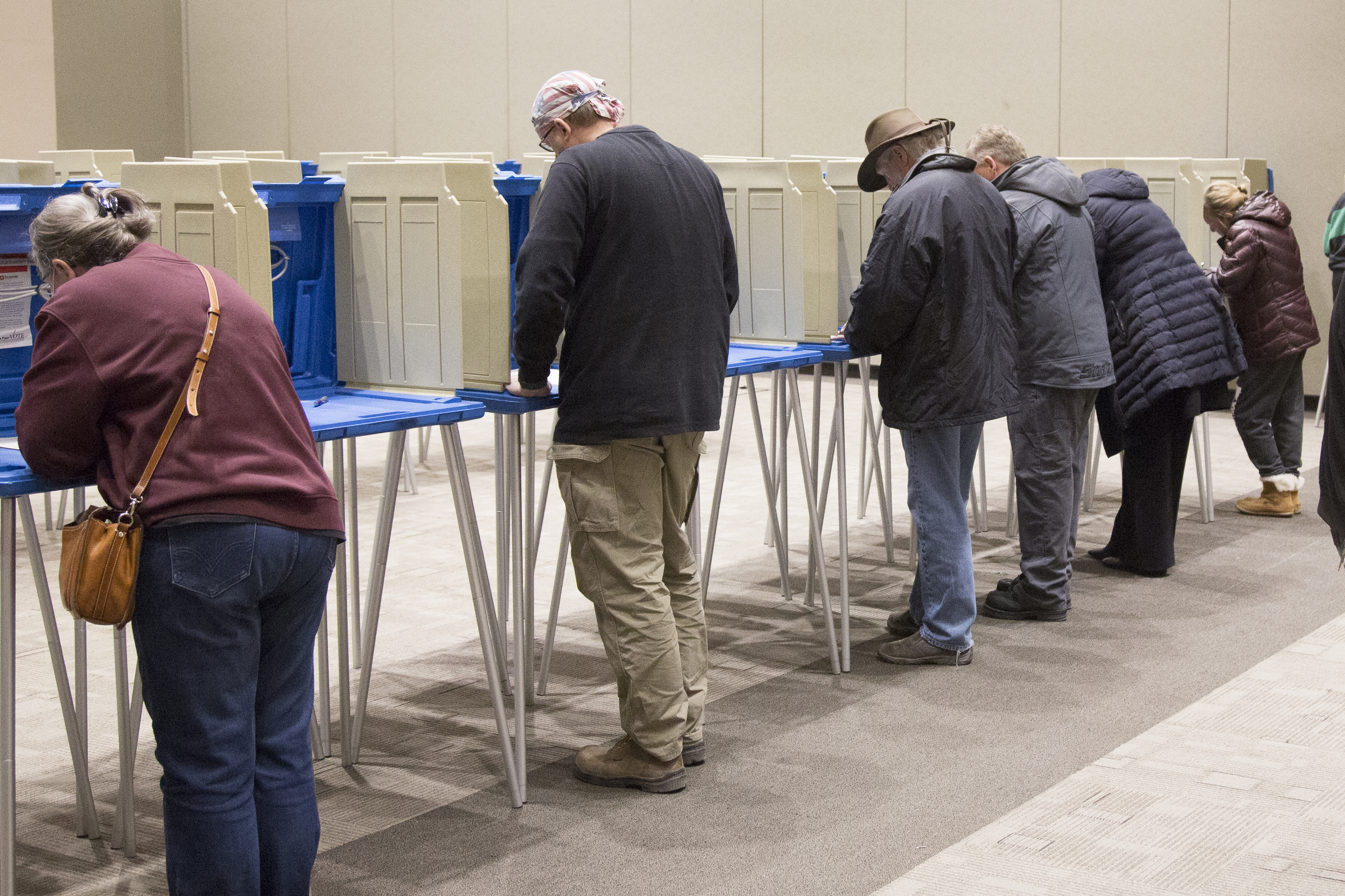 Thousands in Grand Forks do their 'civic duty' on Election Day - Vimarsana News