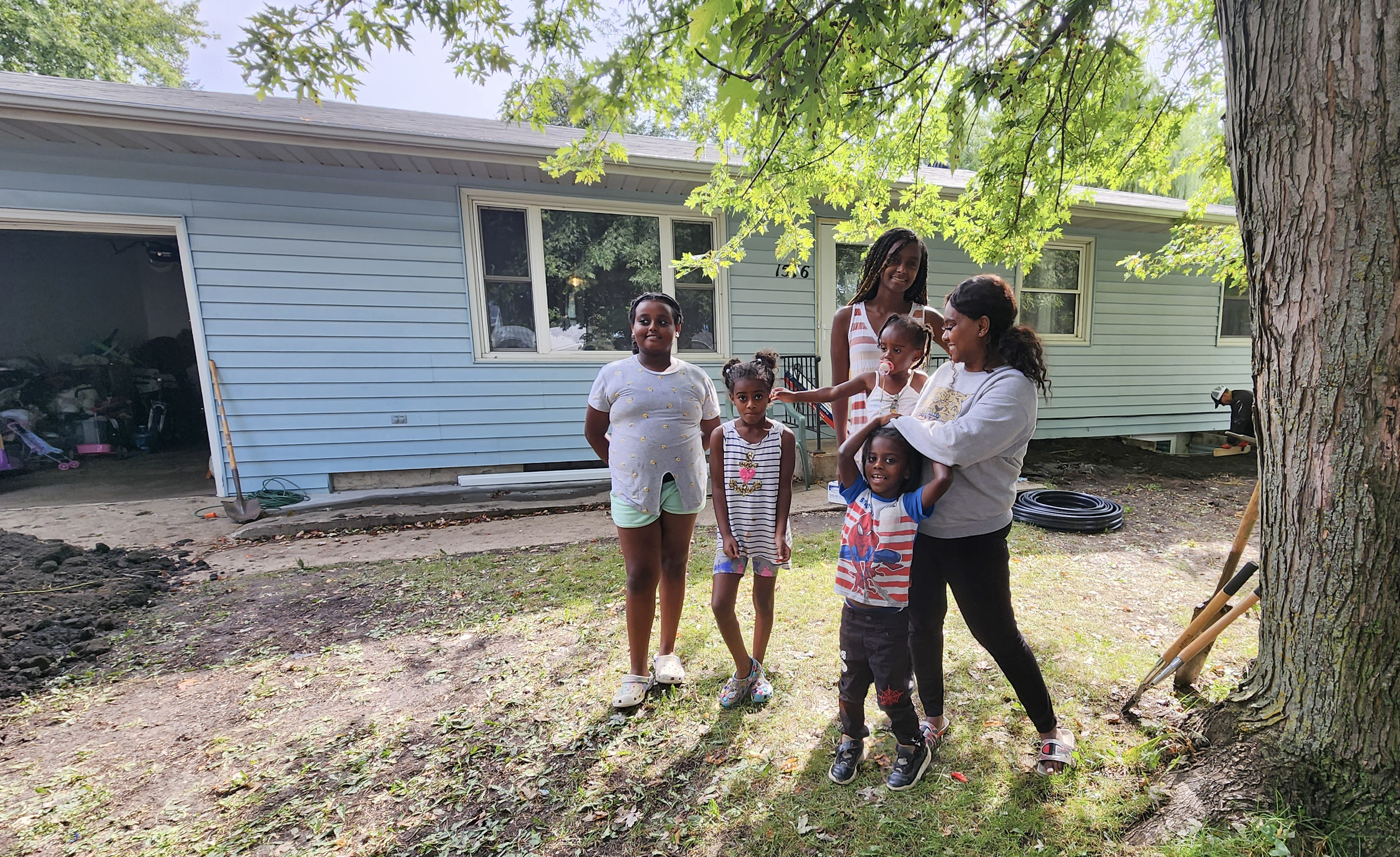 'Hold the rope': Rebuilding Together brings volunteers together to help Worthington family - Vimarsana News