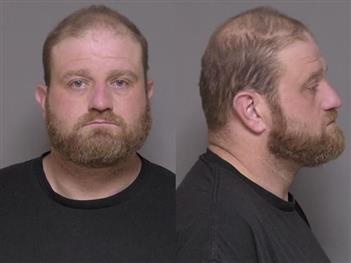 Hayfield man charged with several felonies after driving at Dodge County deputies and crashing into car - Vimarsana News