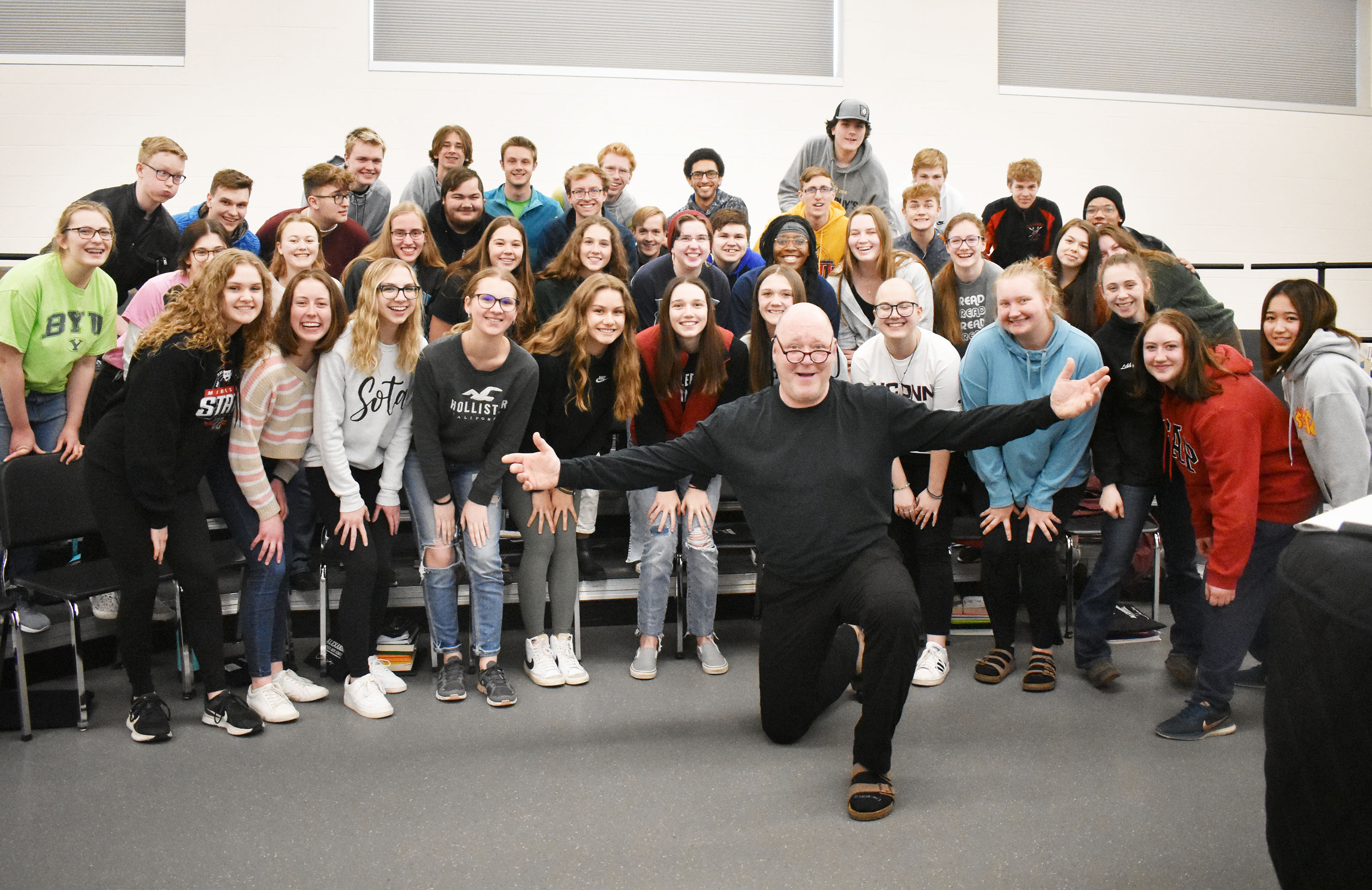 Alexandria Area High School vocal director, Steve Deitz, to retire after 35 years - Alexandria Echo Press | News, weather and sports from Alexandria, Minnesota - Vimarsana News