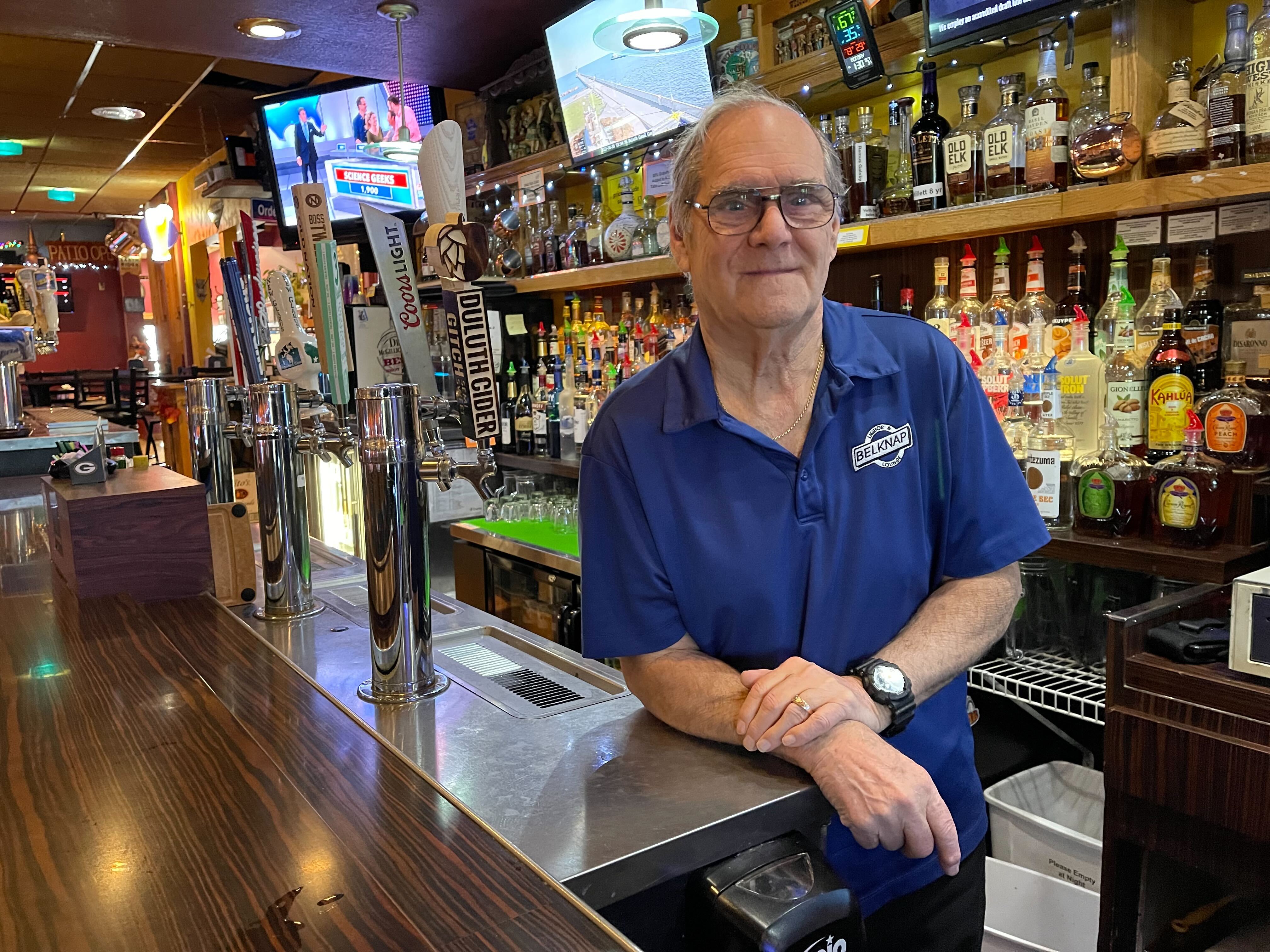 In this Wisconsin city, every liquor store has a bar. It's the law - Vimarsana News