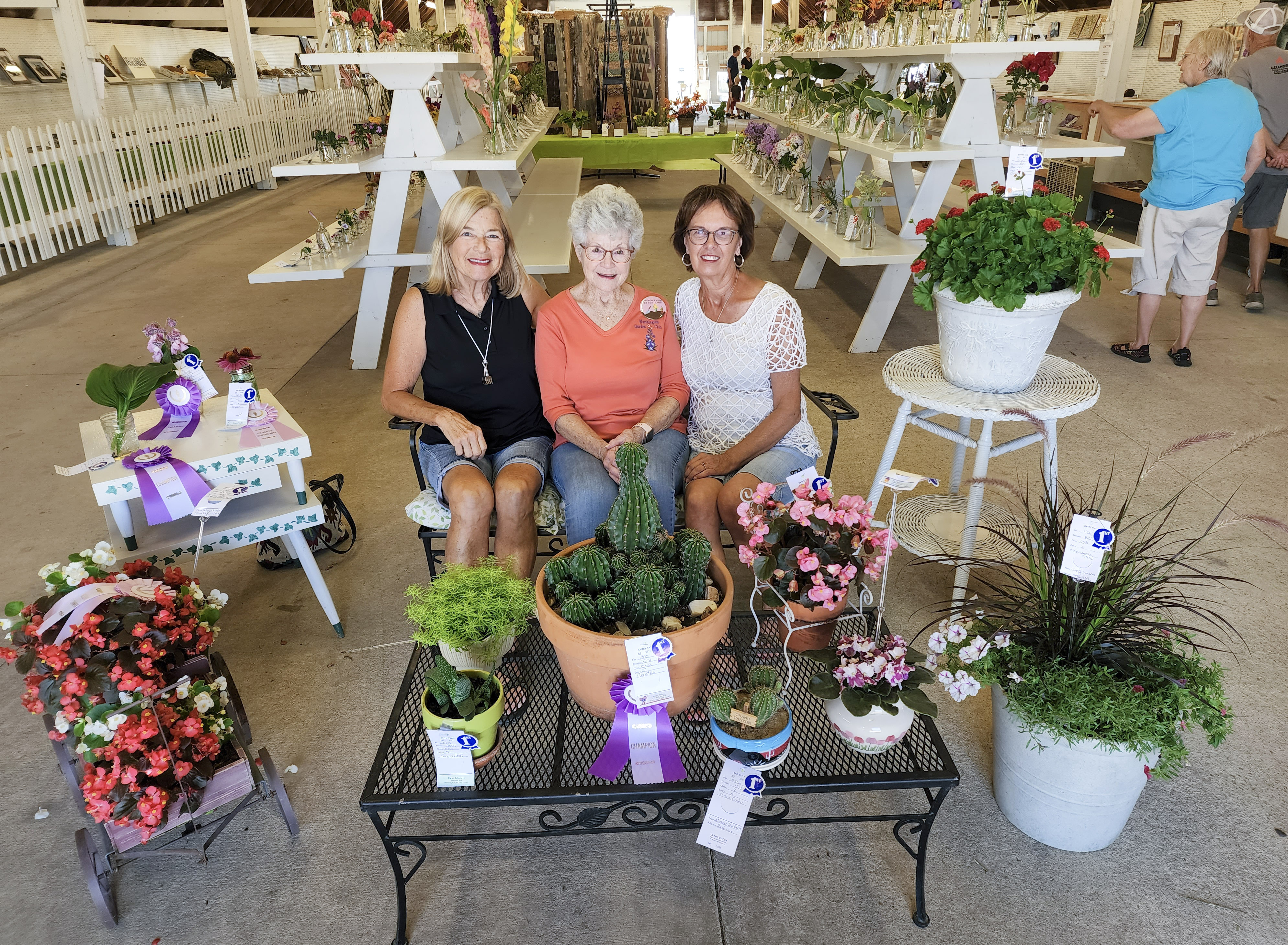 Time-sensitive exhibits bloom at the Nobles County Fair as gardeners watch - Vimarsana News