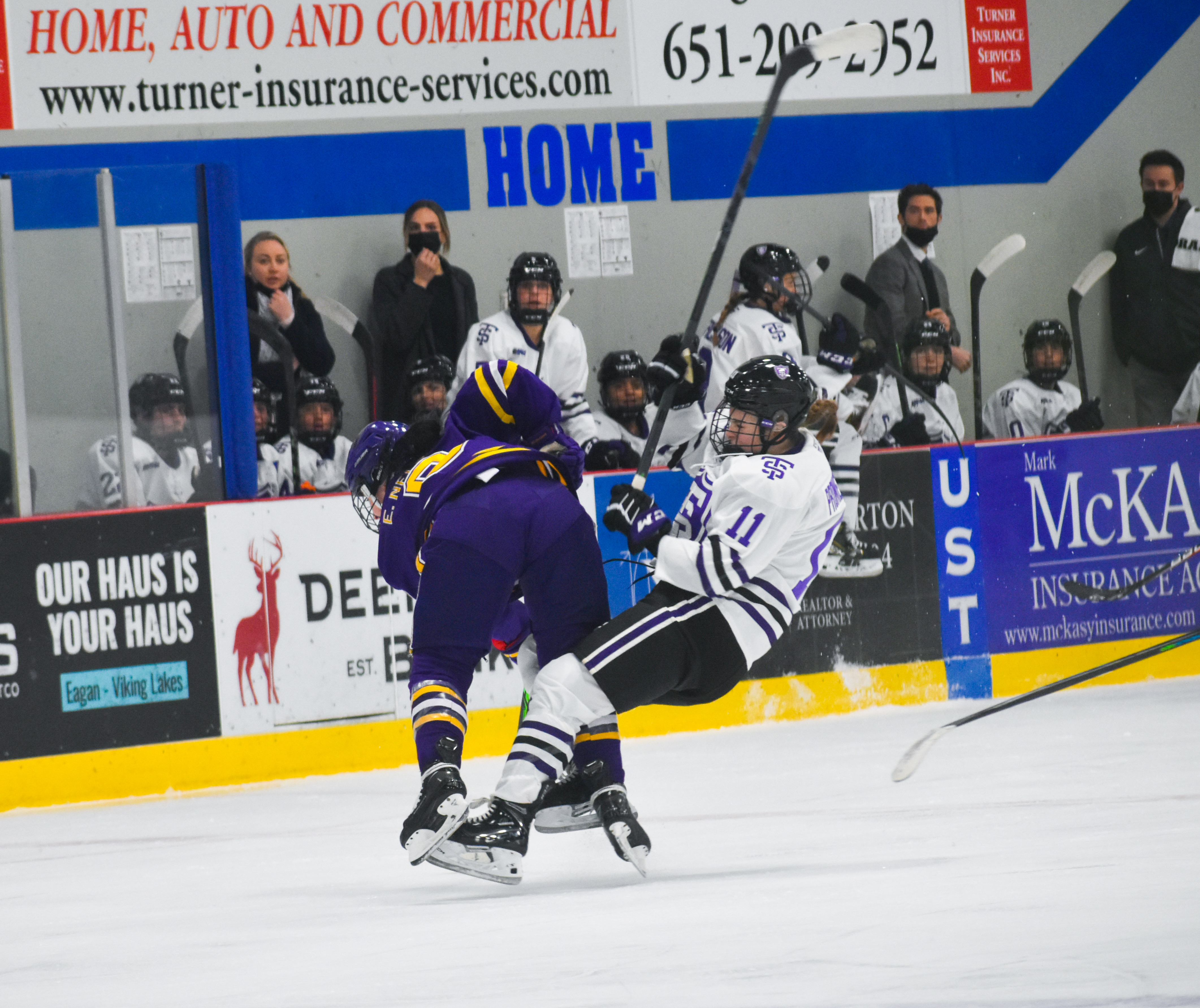 St. Thomas women come up just short against Minnesota State - Vimarsana News
