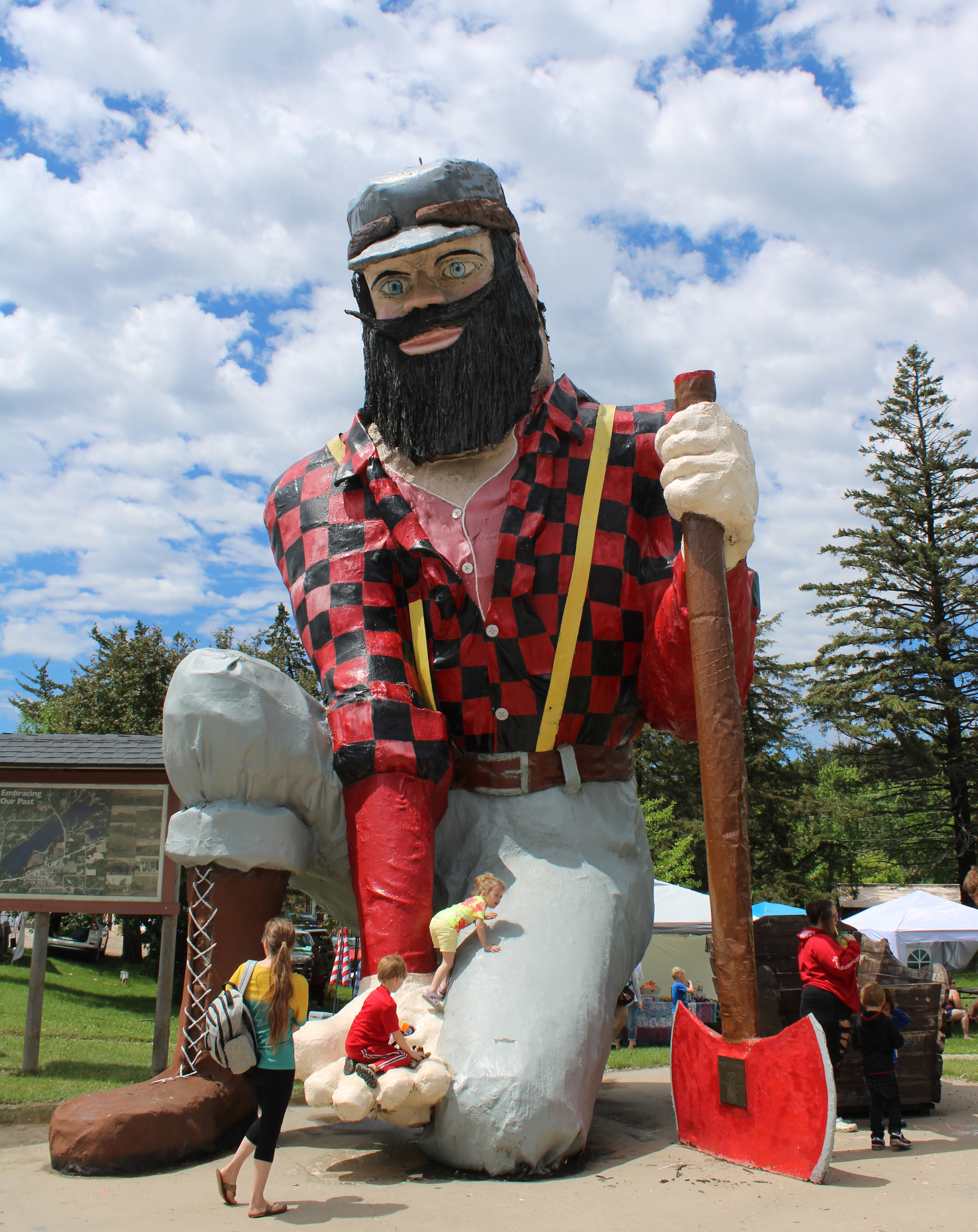 Party for Paul Bunyan - Vimarsana News