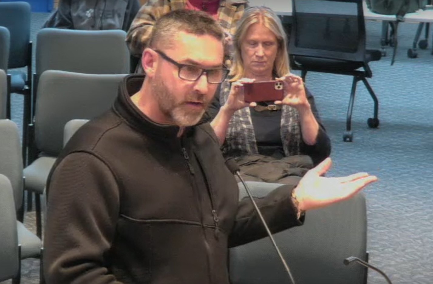 Rochester man rehashes 2020 election, other off-topic theories at City Council meeting - Vimarsana News