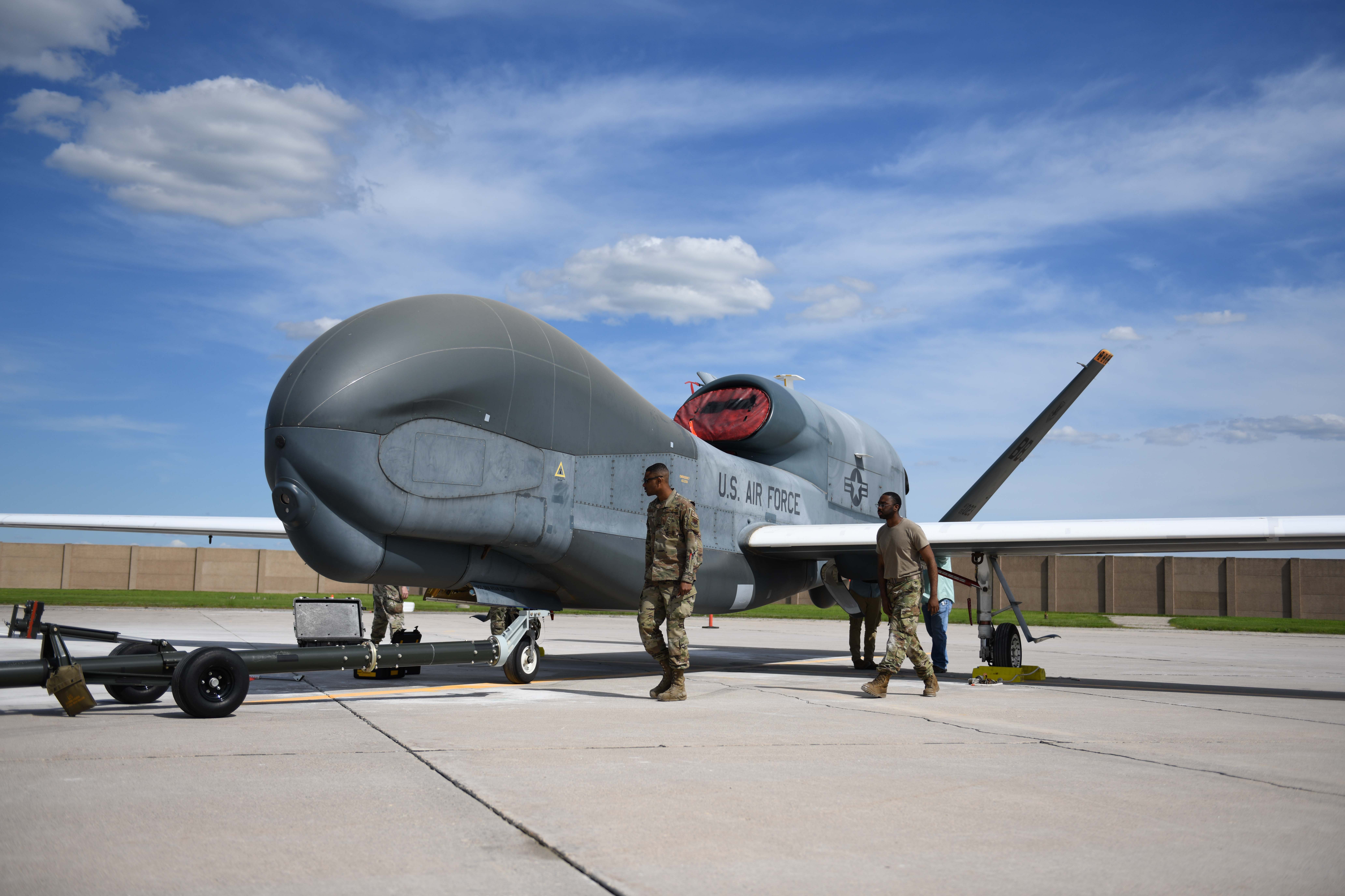 New set of retired Global Hawk drones coming to Grand Sky, to be repurposed for hypersonic testing - Vimarsana News