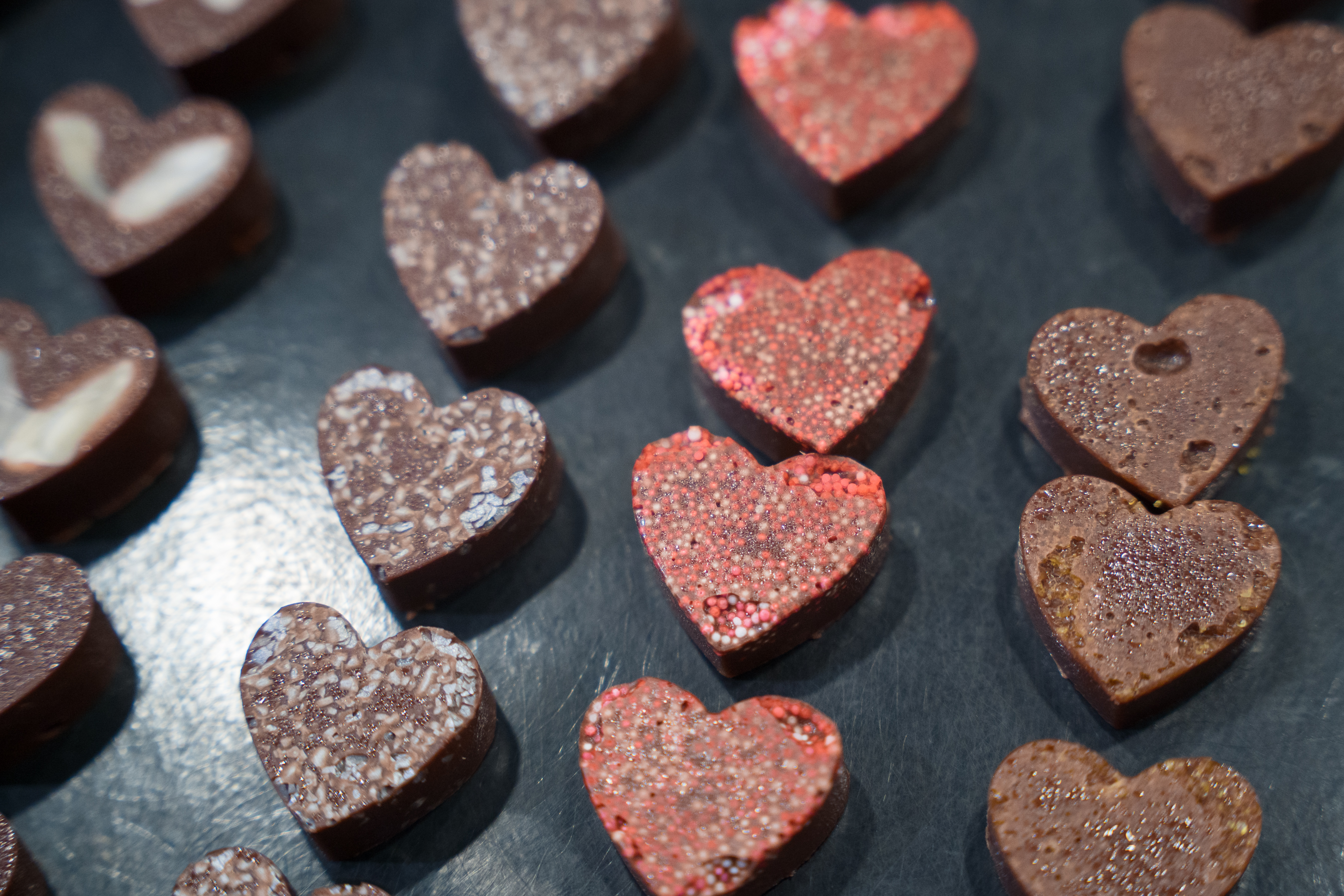 Make your own crowning touch to Valentine's Day - Vimarsana News