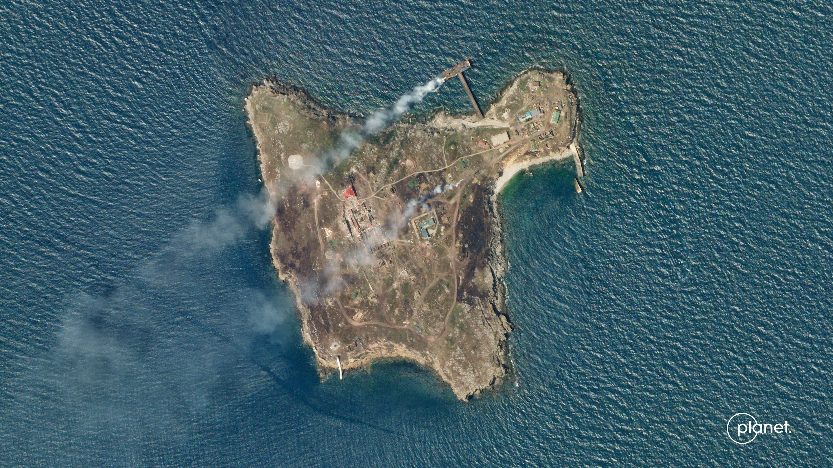 Russia abandons Black Sea outpost of Snake Island in victory for Ukraine - Vimarsana News
