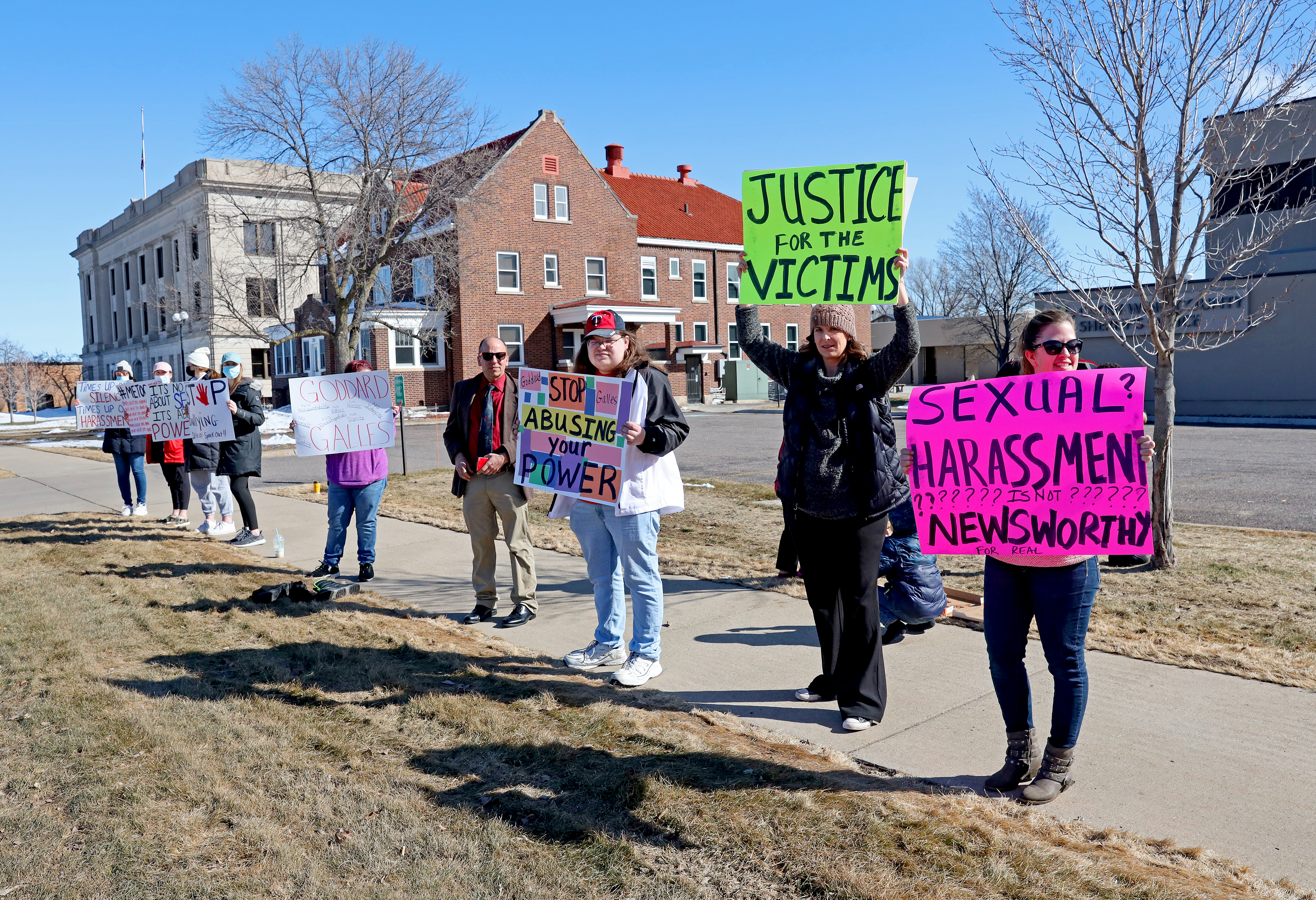 Demonstration calls for investigation into Crow Wing Sheriff's Office harassment complaint - Brainerd Dispatch | News, weather, sports from Brainerd and Baxter - Vimarsana News