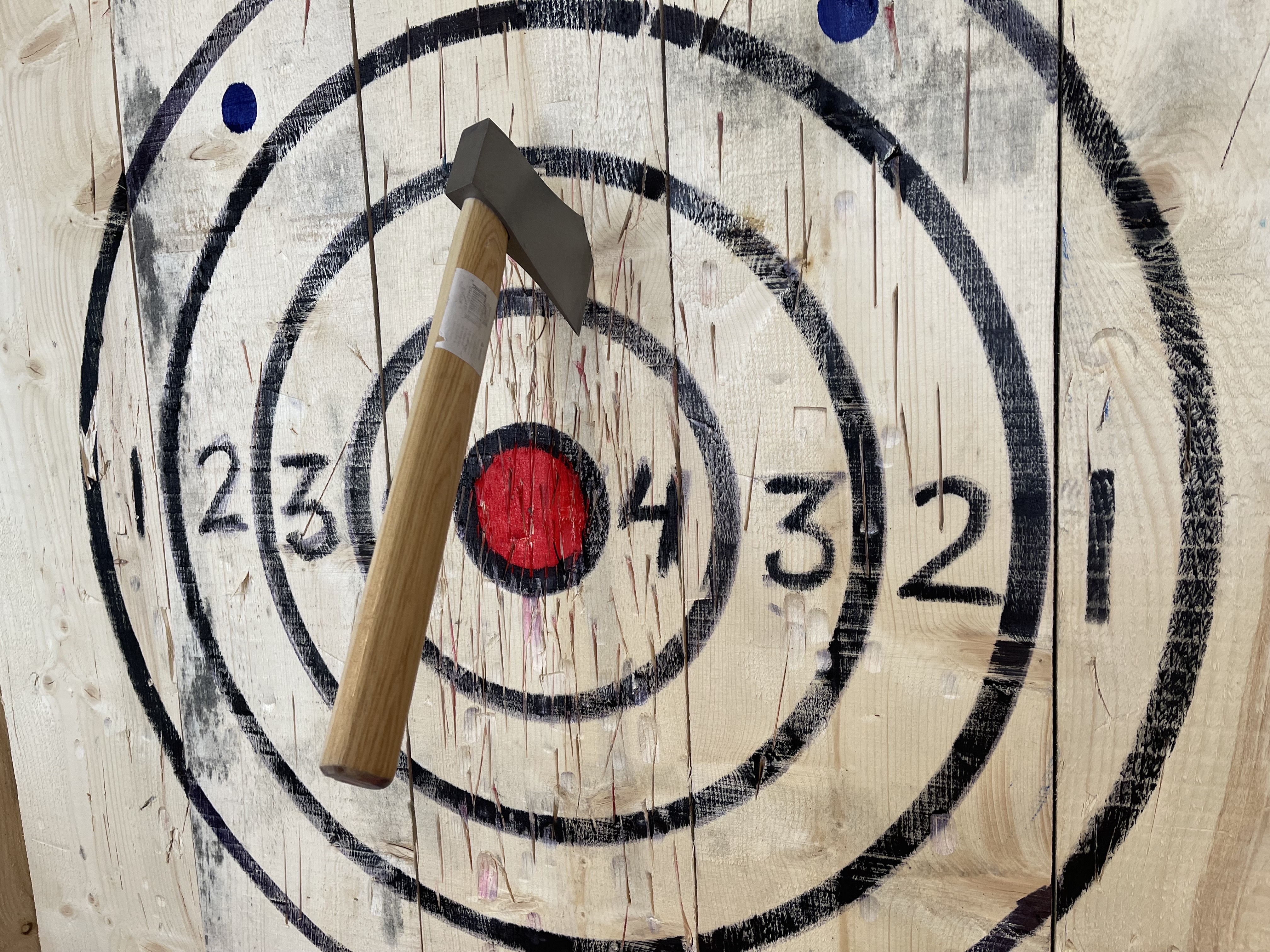 Front Row Seat: Ax throwing gives Blacklist Brewing an edge - Vimarsana News