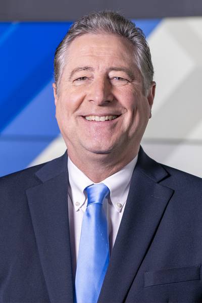Longtime Fargo news anchor Mike Morken hosts final broadcast - Vimarsana News