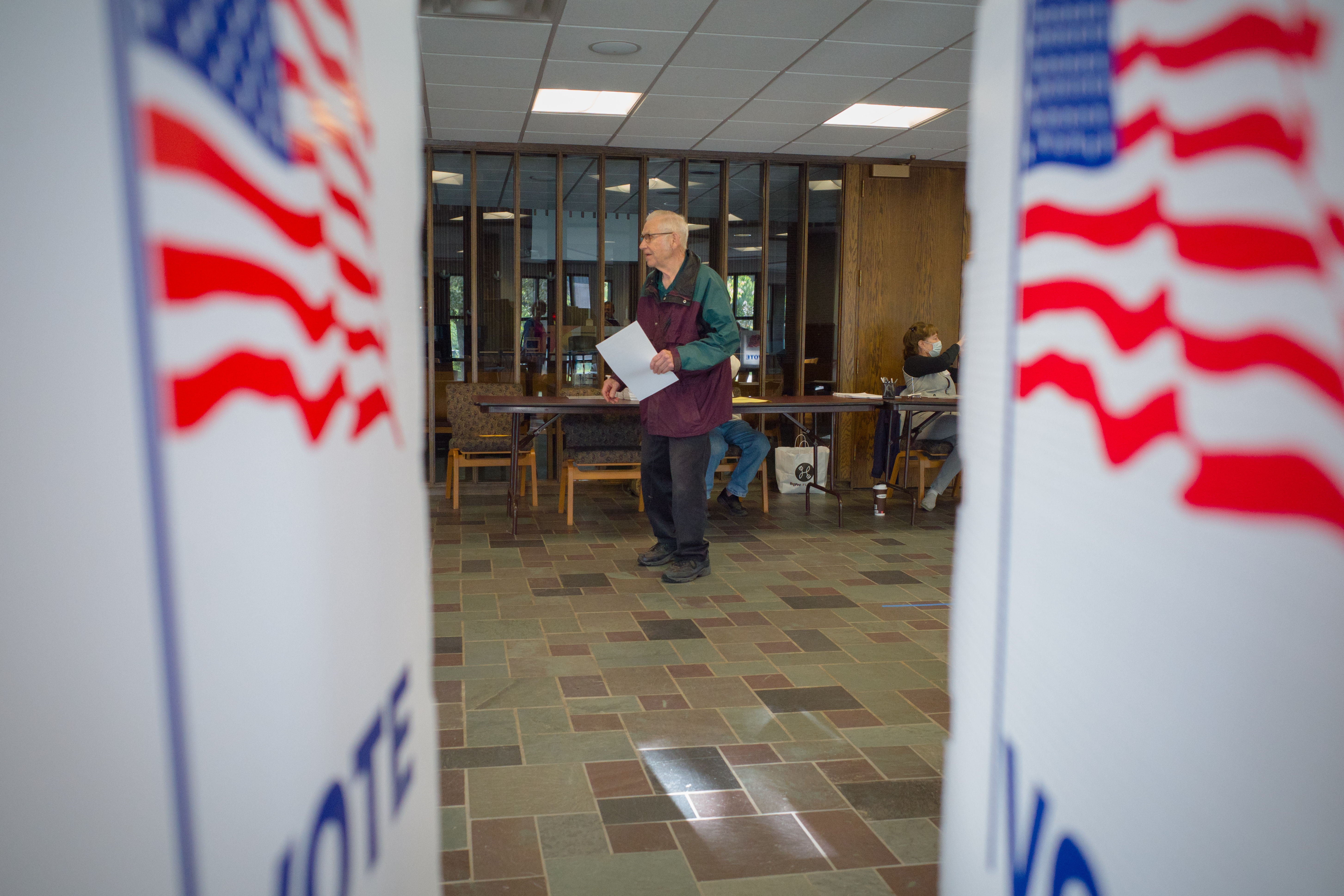 Finstad wins GOP congressional special election primary; Ettinger wins DFL primary - Vimarsana News