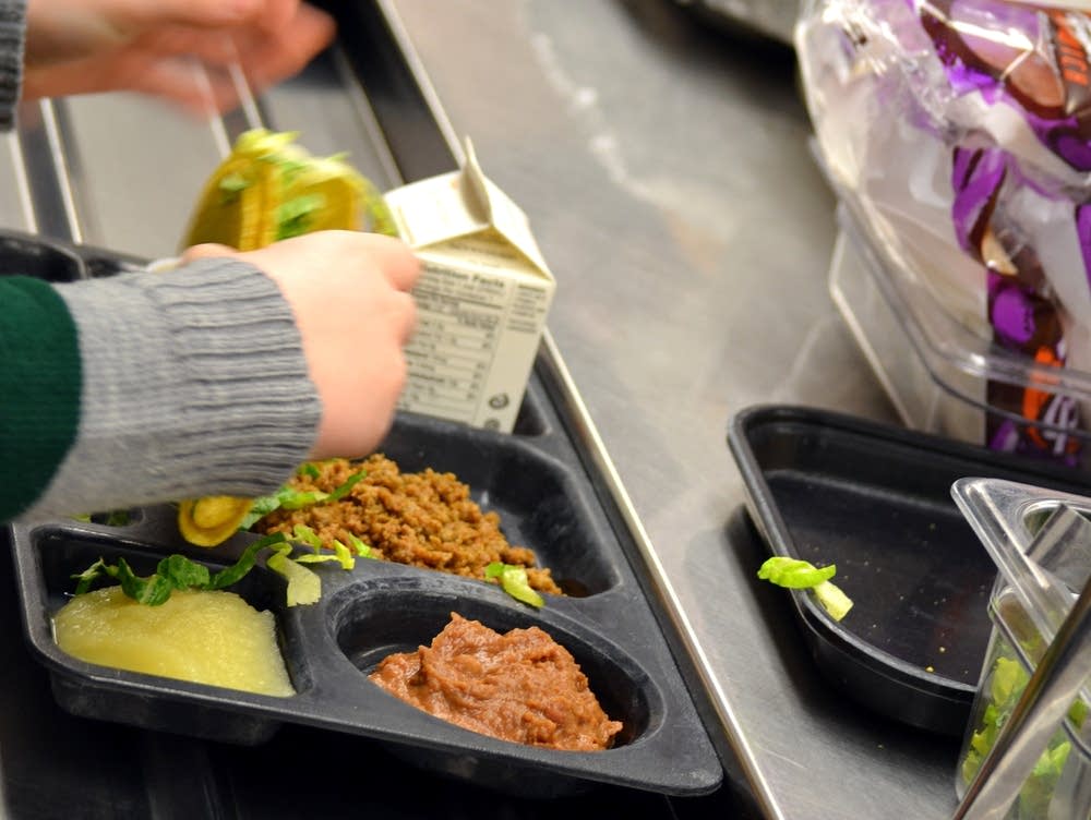 'They just start crying': Student food insecurity and debt rising across Minnesota - Vimarsana News