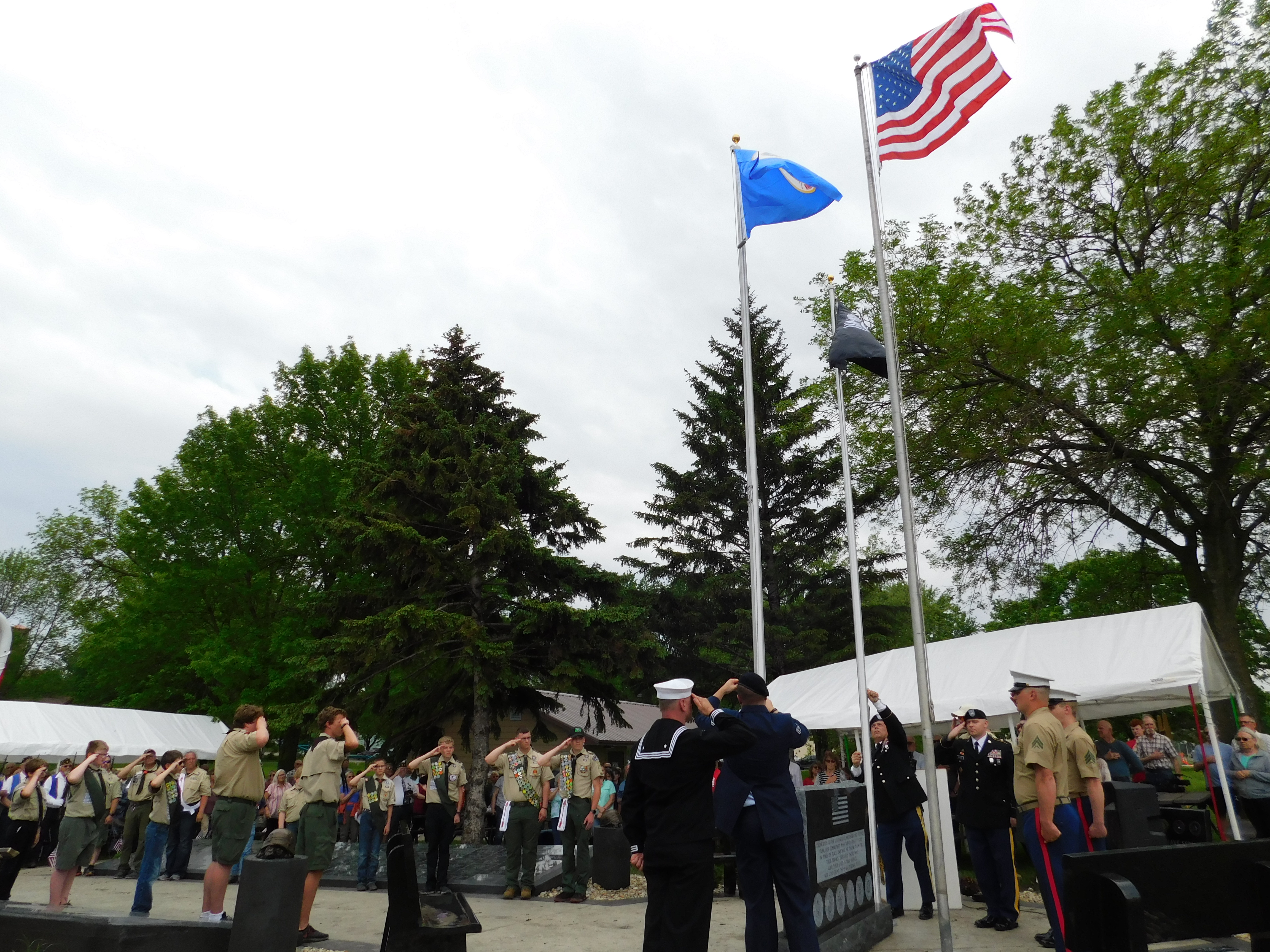 Olivia marks Memorial Day with dedication of new veterans memorial - Vimarsana News