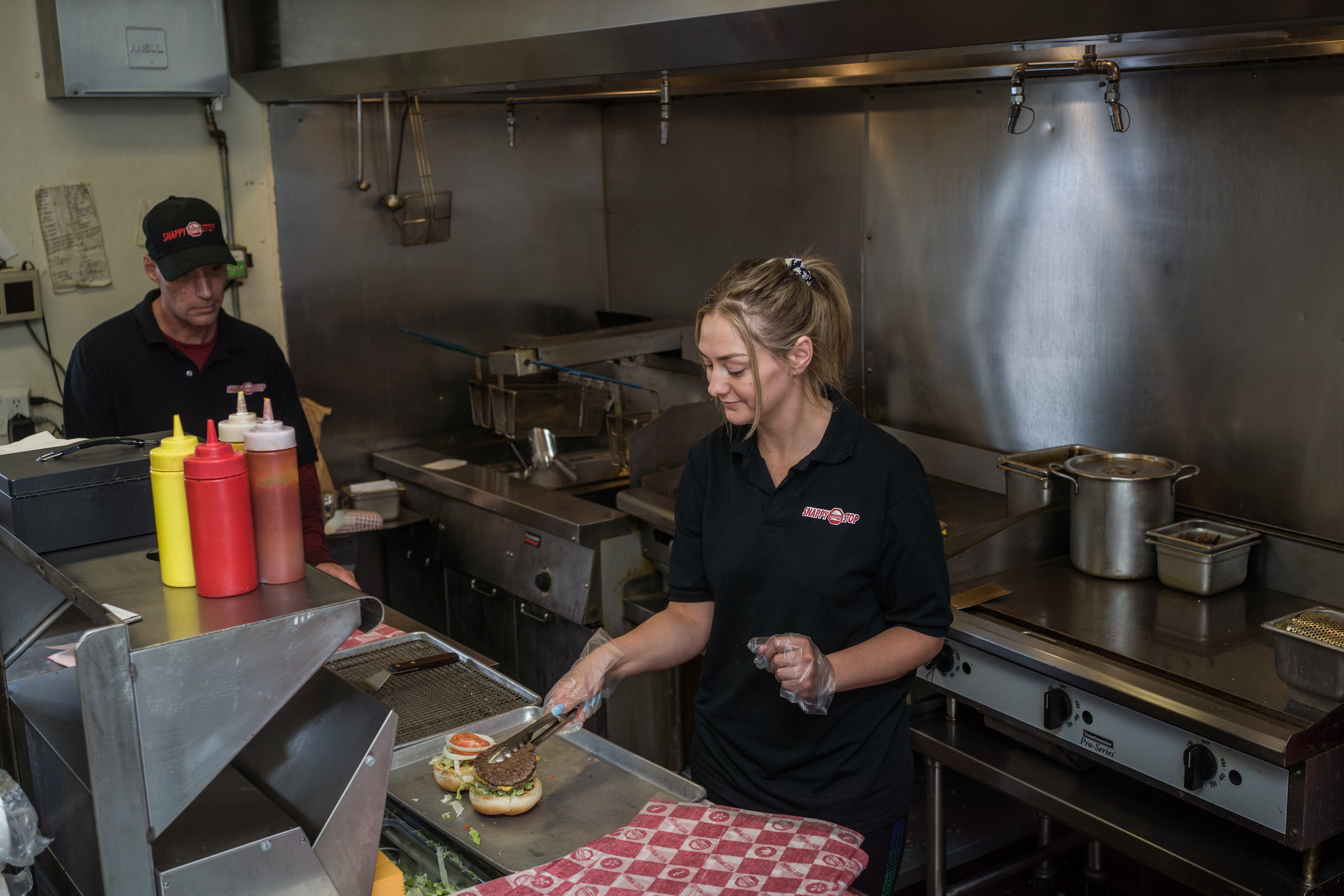 'Hotter, fresher, faster service' has kept Snappy Stop as Rochester's favorite local fast food joint - Post Bulletin - Vimarsana News