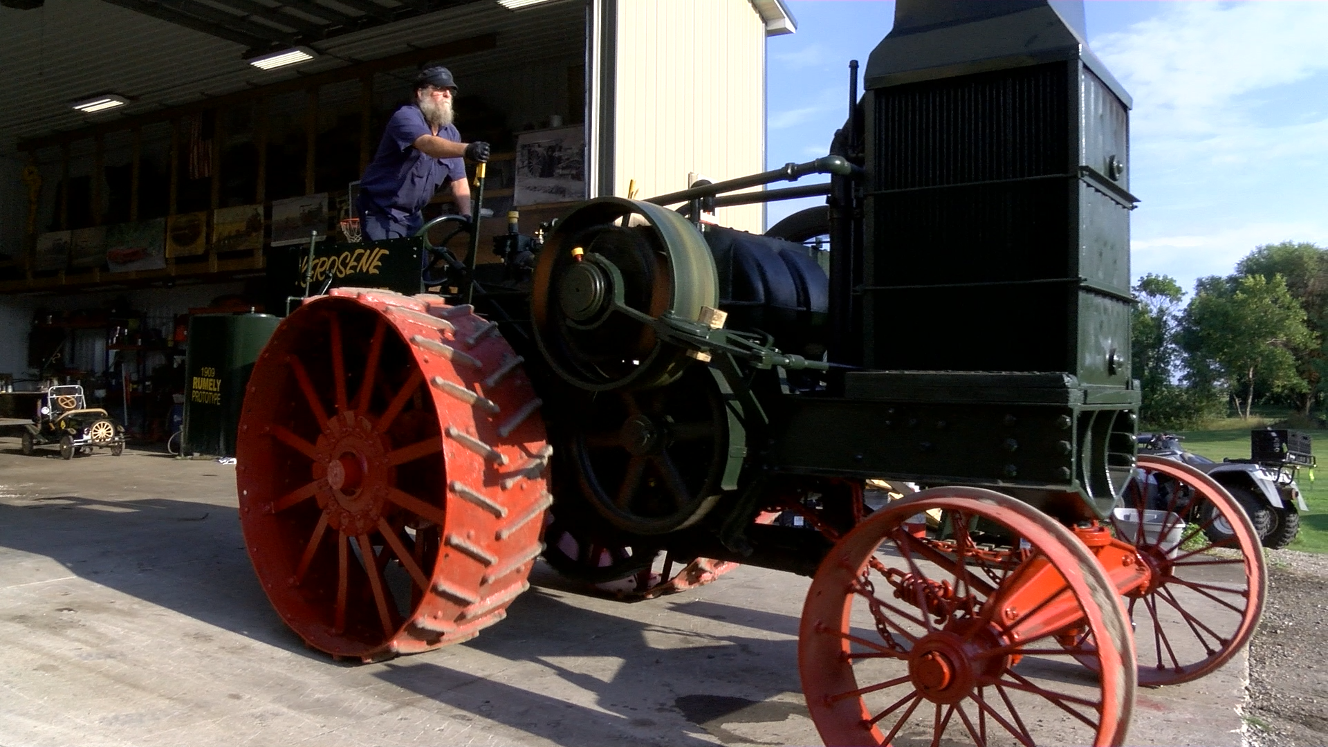 Revived Kerosene Annie heads to Rollag for the Western Minnesota Steam Threshers Reunion - Vimarsana News