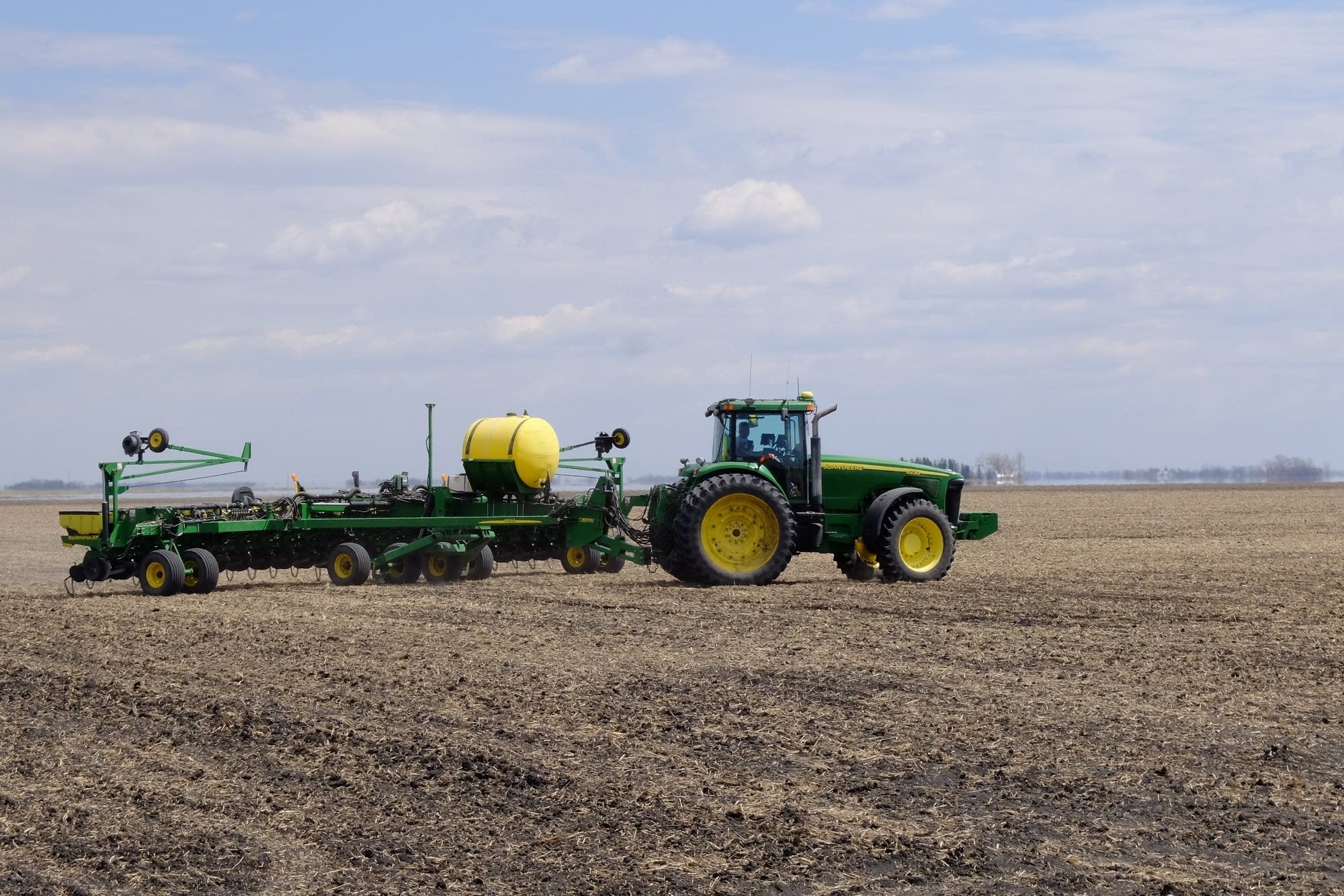 Despite uncertainty, Minnesota farmers are hopeful they'll have a good year - Vimarsana News