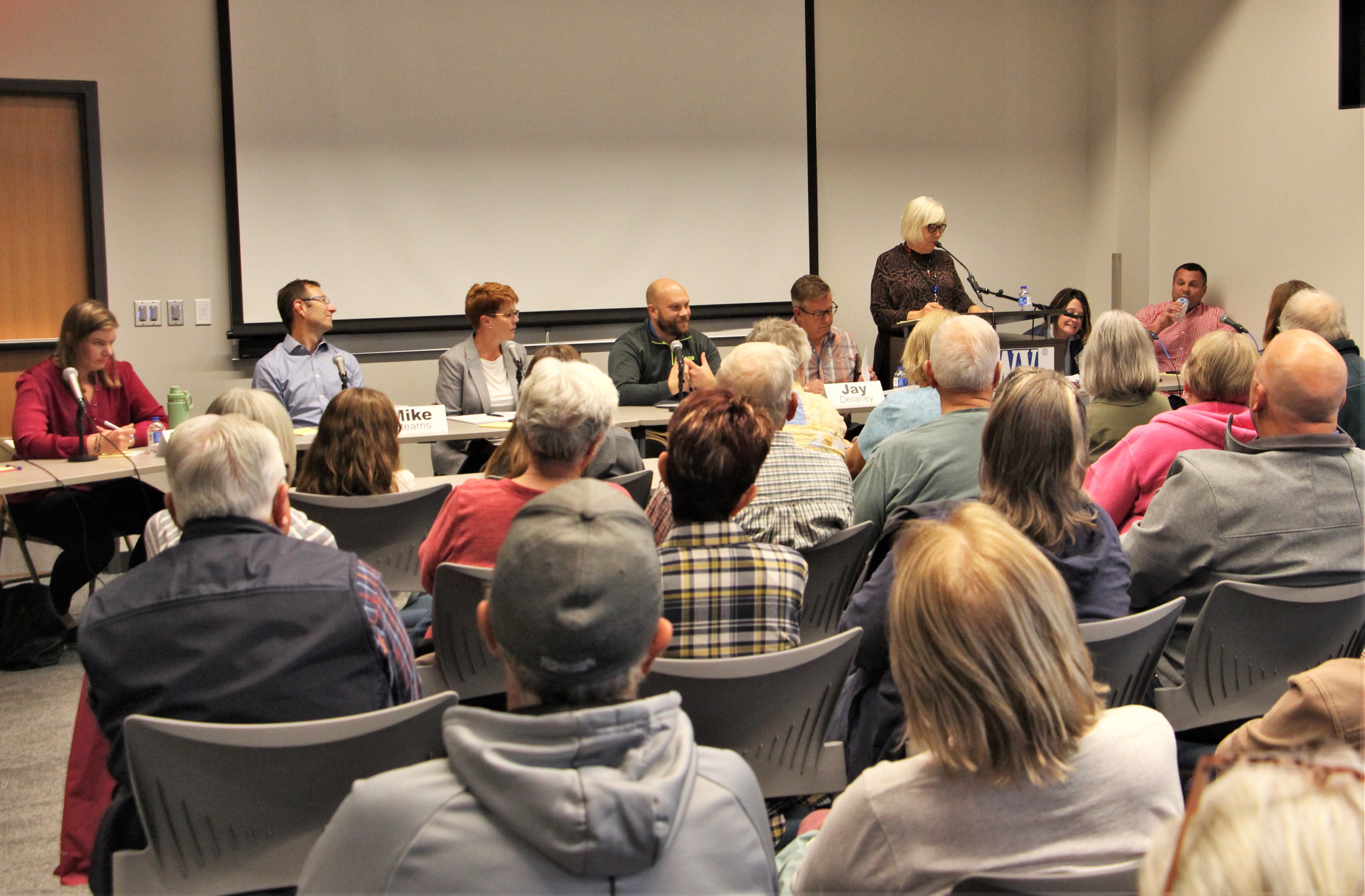 Detroit Lakes City Council candidates talk snowy sidewalks, Pavilion and future of city at candidate forum - Vimarsana News