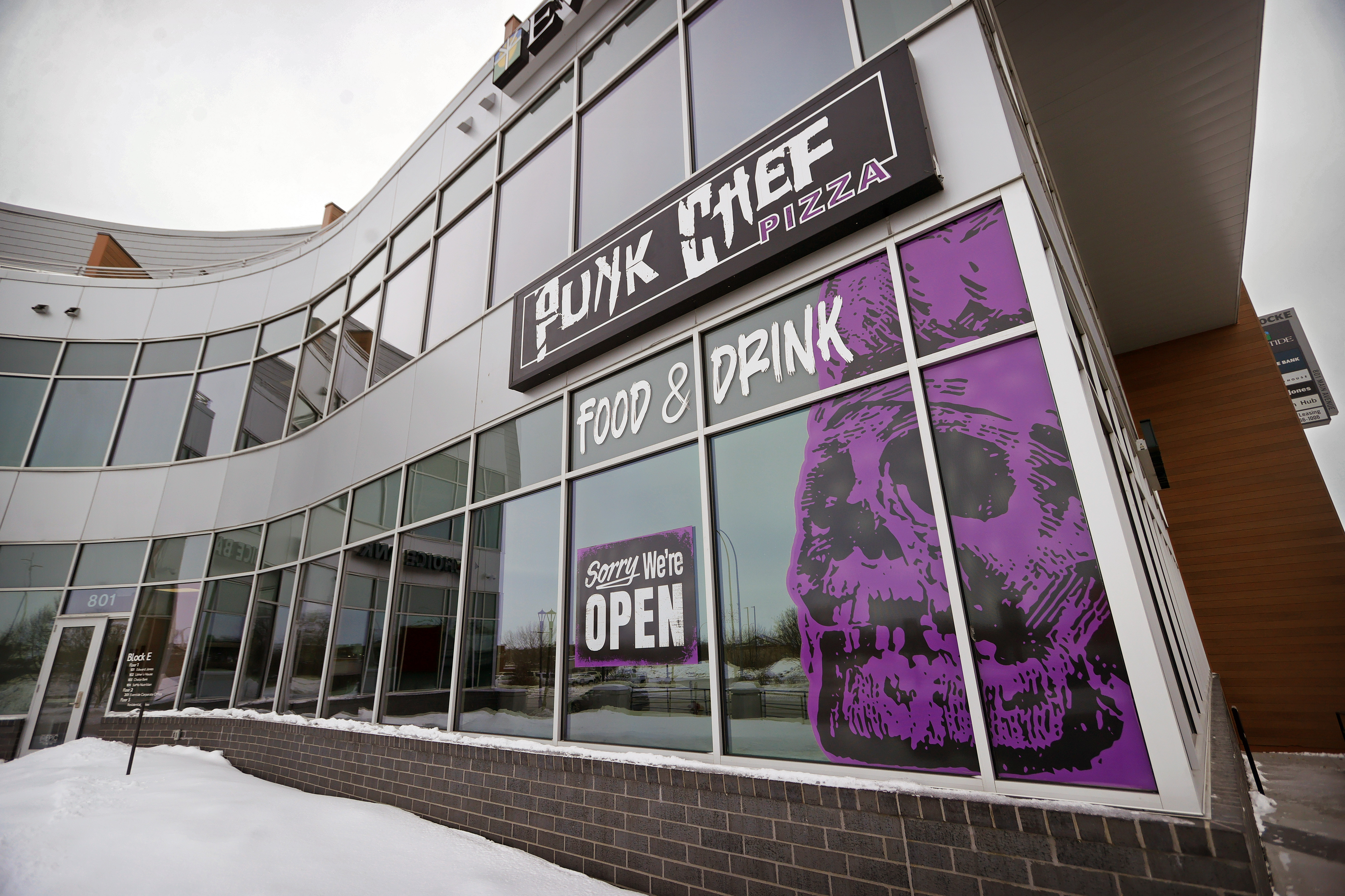 Punk Chef Pizza spot in heart of downtown Moorhead for sale - Vimarsana News