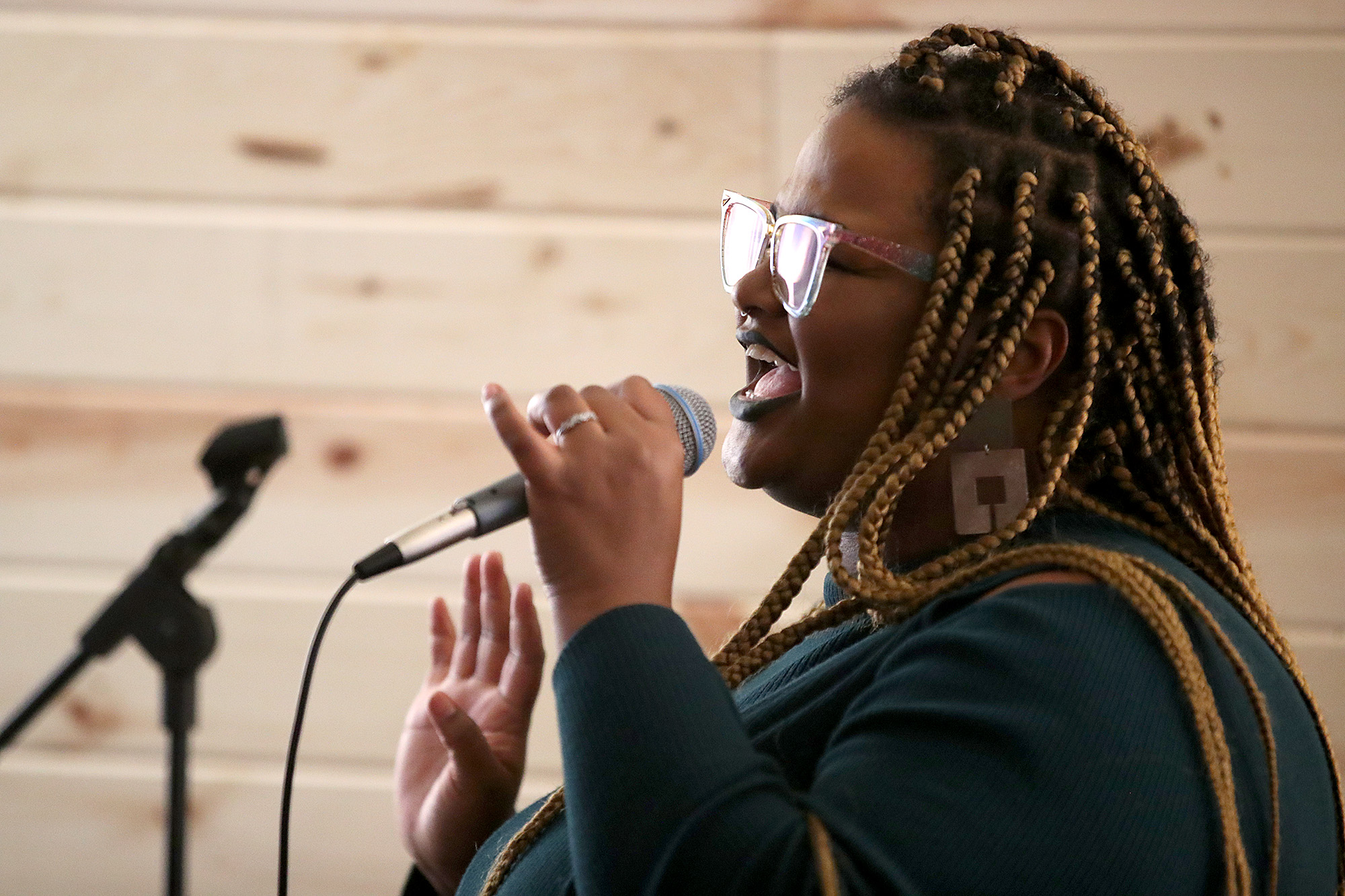 'Jazzy, Classy, Queery': Depot show creating space where it's 'safe to be yourself' - Vimarsana News