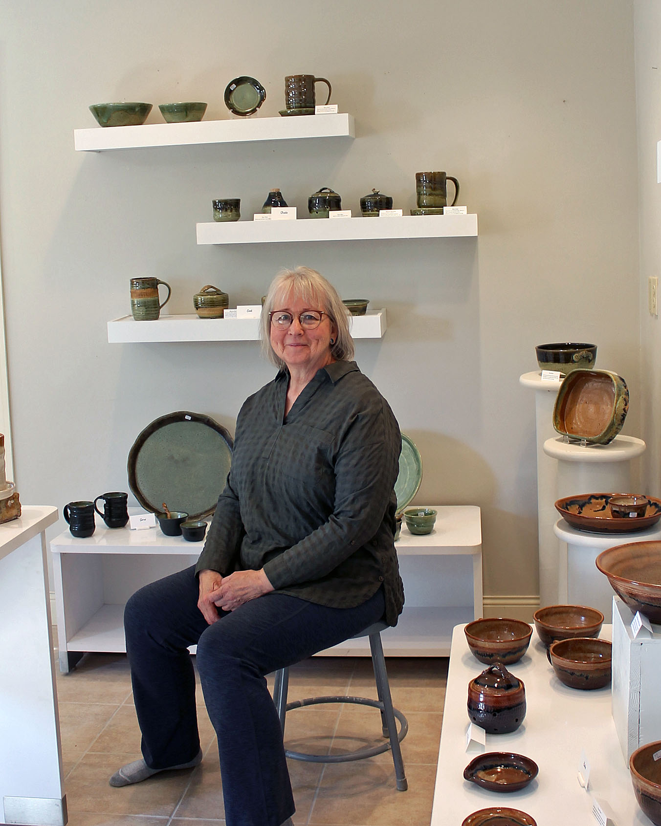 Grand Forks artist to exhibit kitchenware pottery at Muddy Waters Clay Center - Vimarsana News