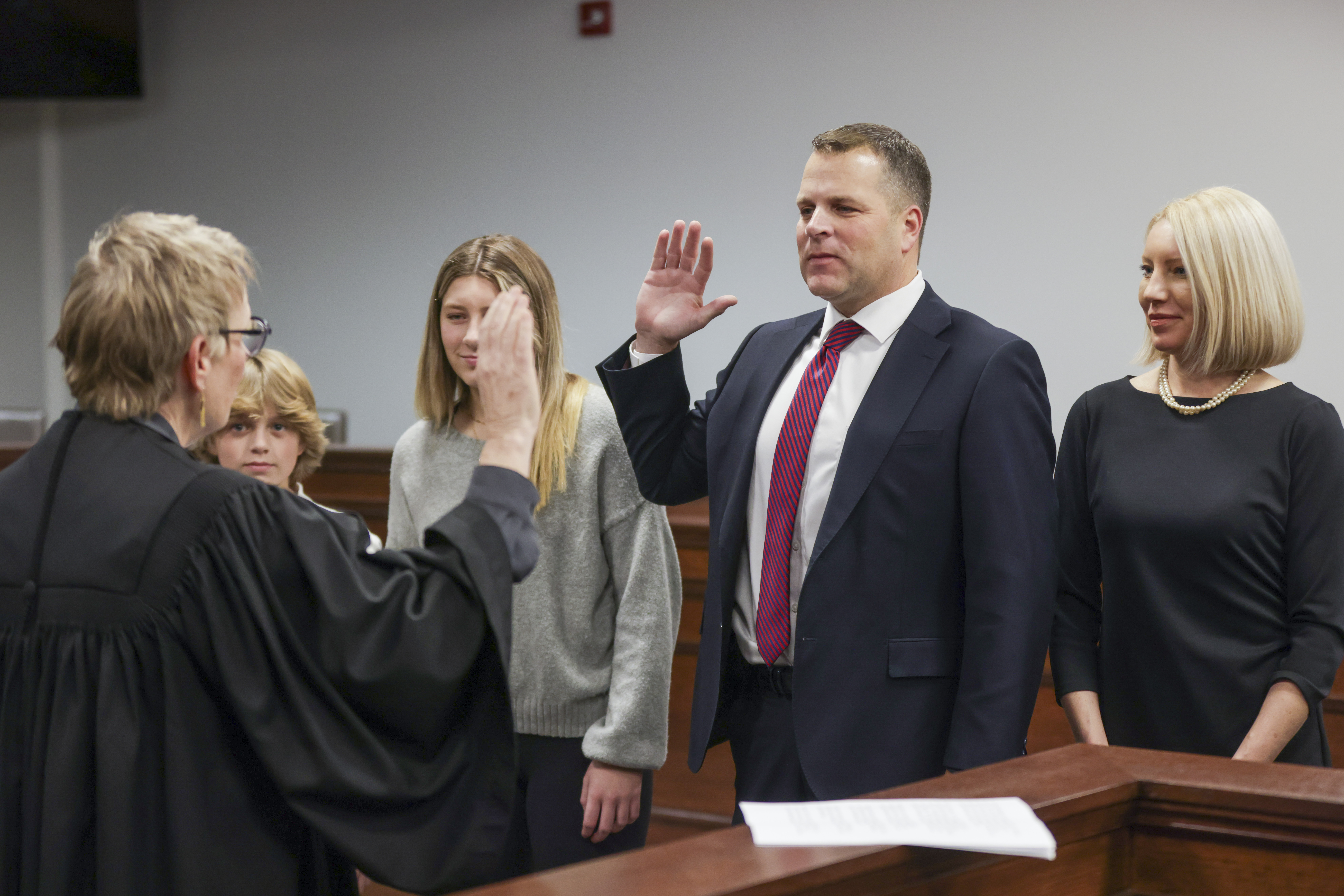 Ramsay sworn in as St. Louis County sheriff - Vimarsana News