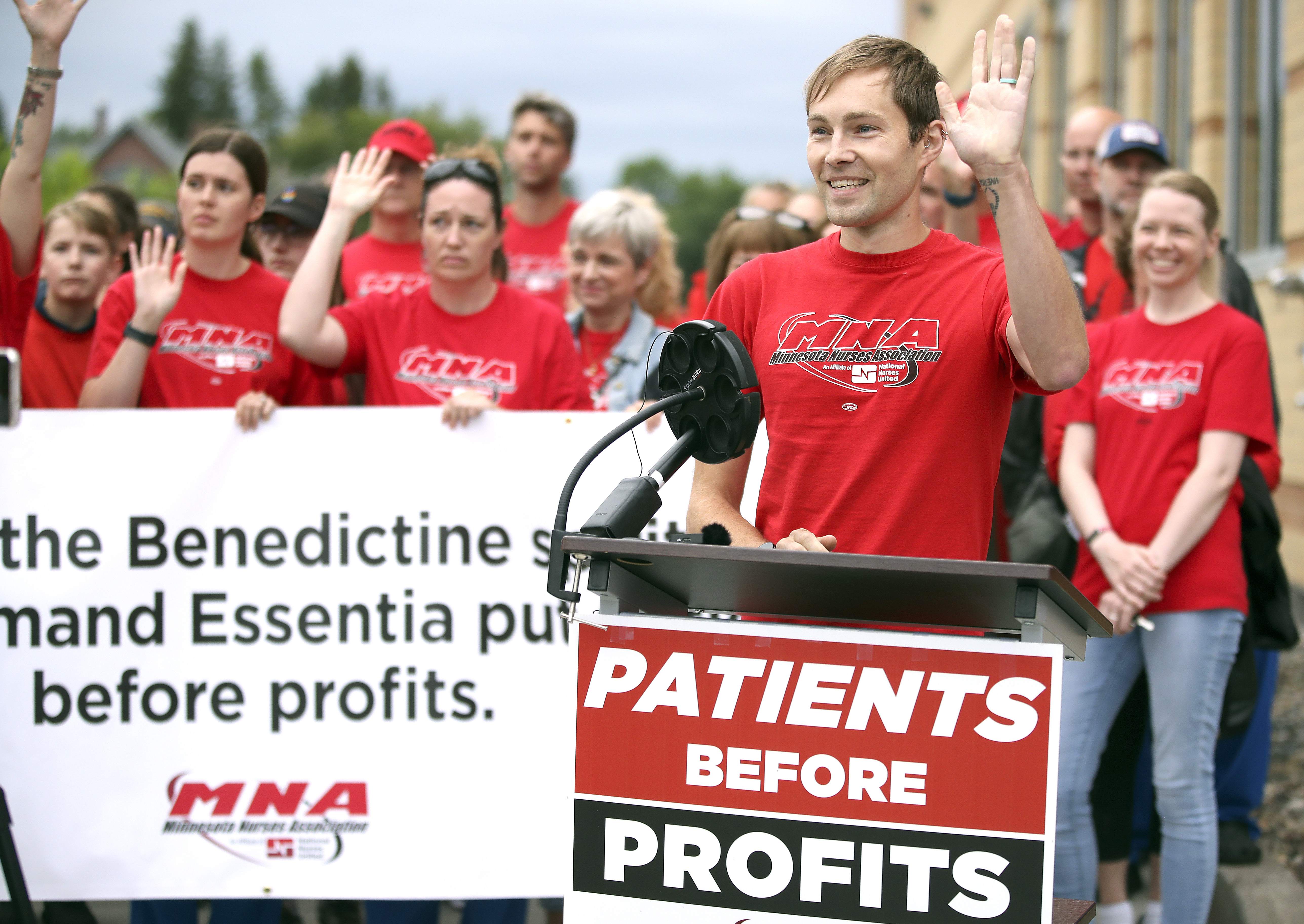 Minnesota nurses vote in favor of strike - Vimarsana News
