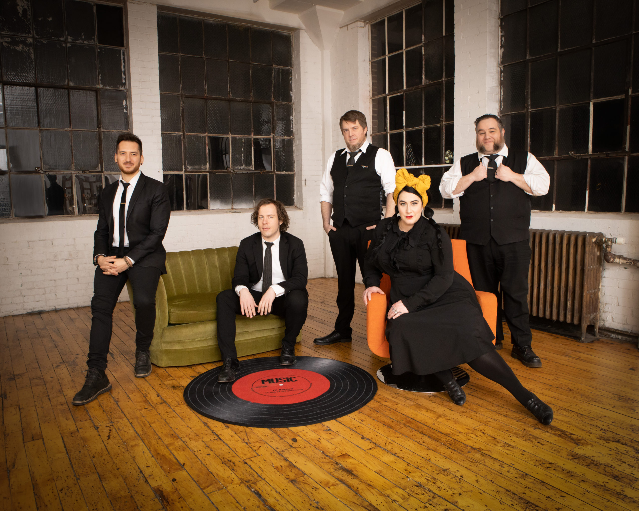 Davina and the Vagabonds return to Central Lakes College - Vimarsana News