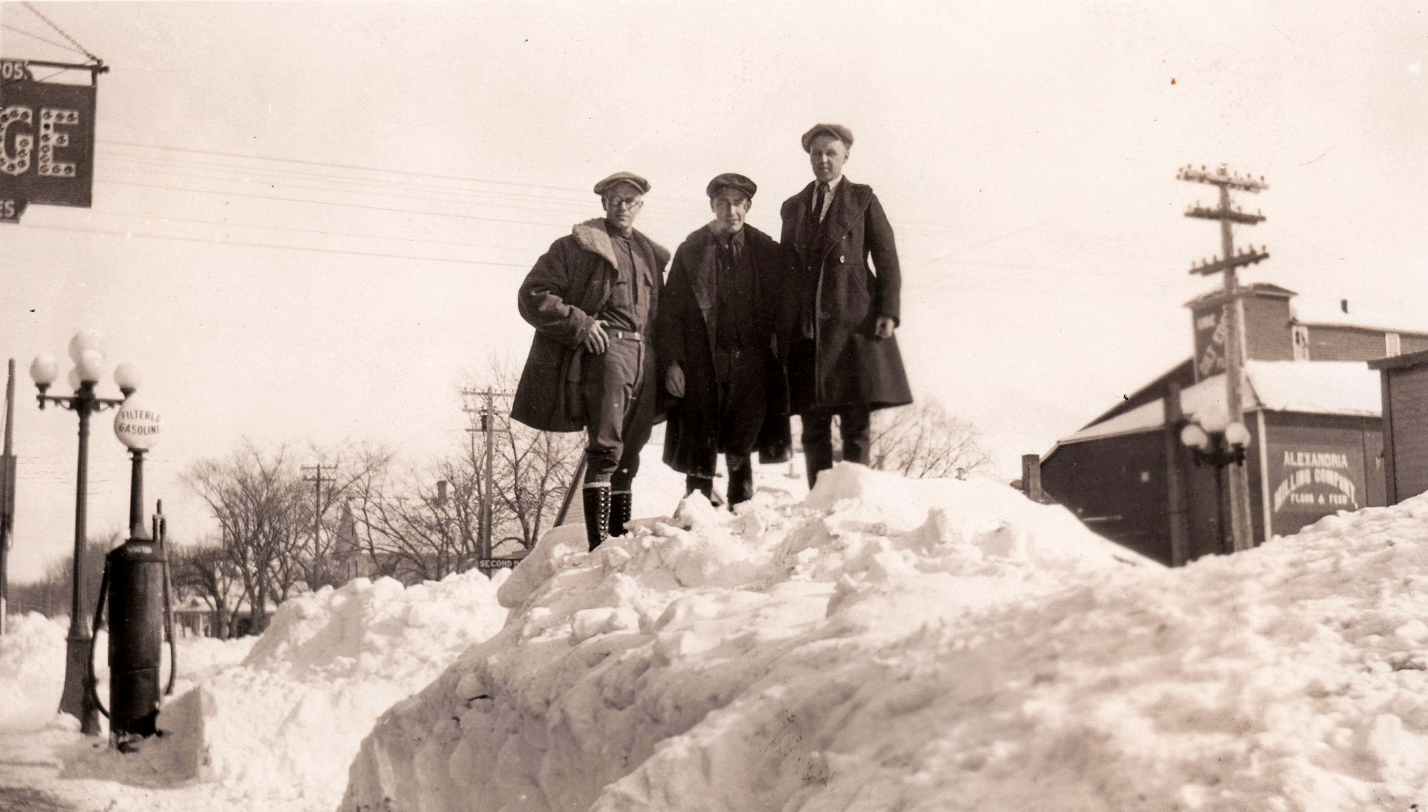 Remembering 2 massive Douglas County blizzards - Vimarsana News