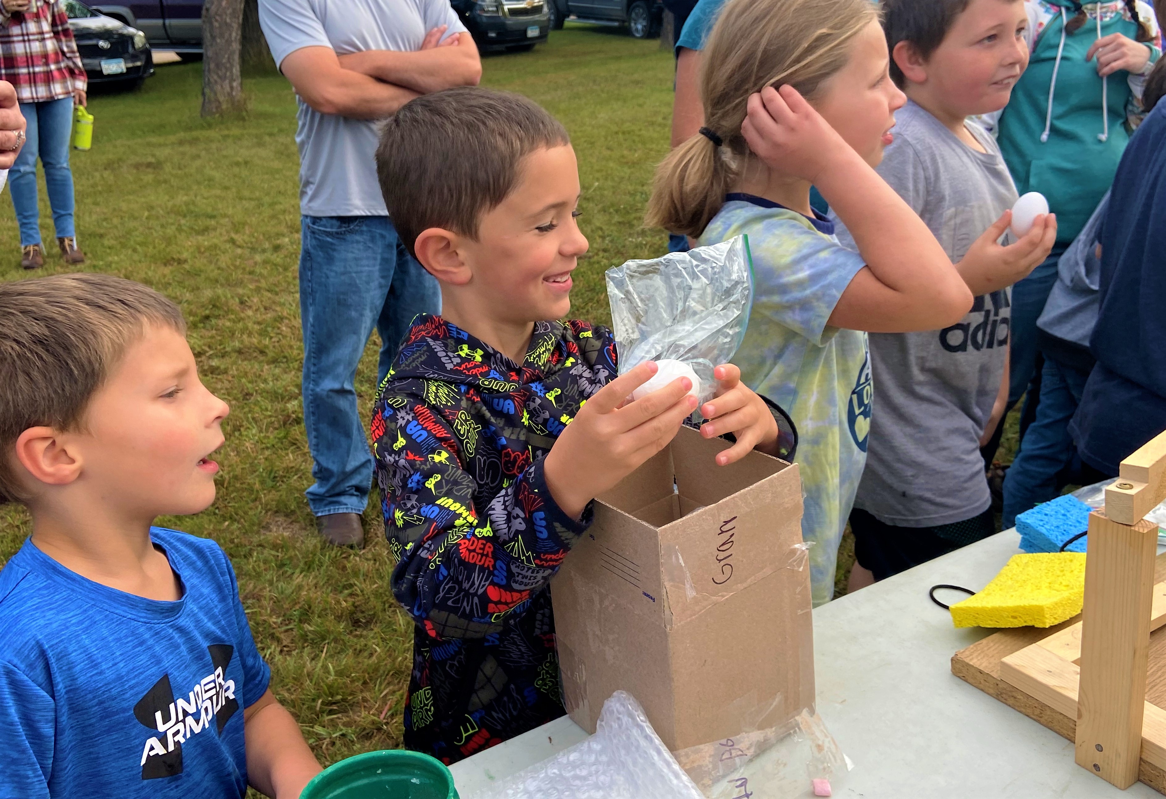 An 'eggs-ellent' activity: Can Perham Cub Scouts' eggs survive a helicopter fall? - Vimarsana News