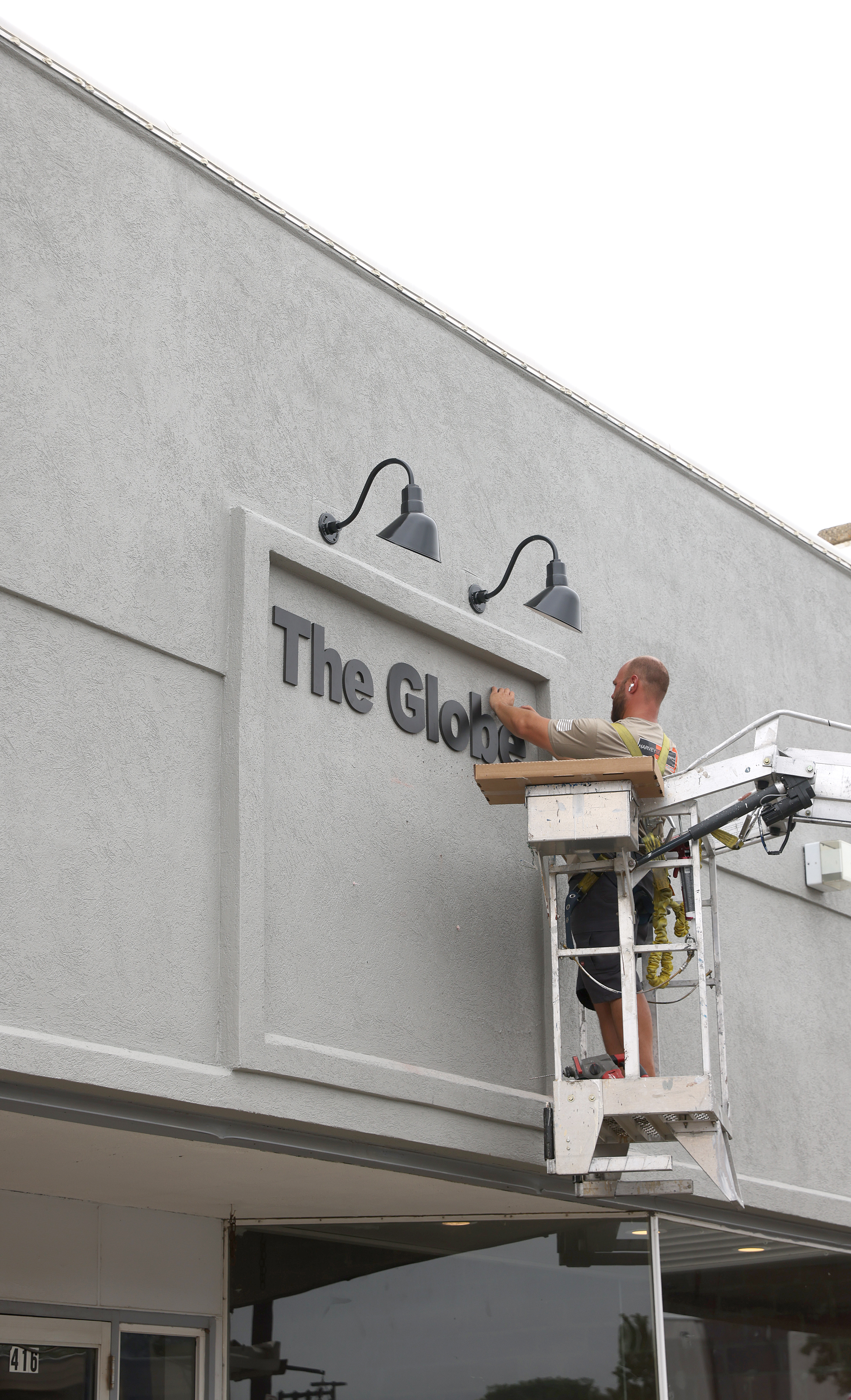 The Globe opens in its new downtown Worthington office - Vimarsana News