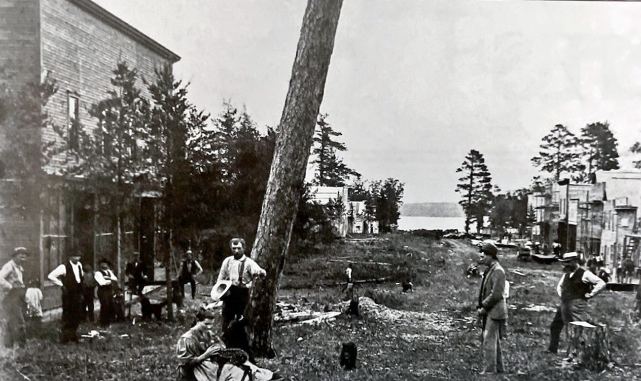 Early small-town newspapers recorded, reported and built communities - Vimarsana News