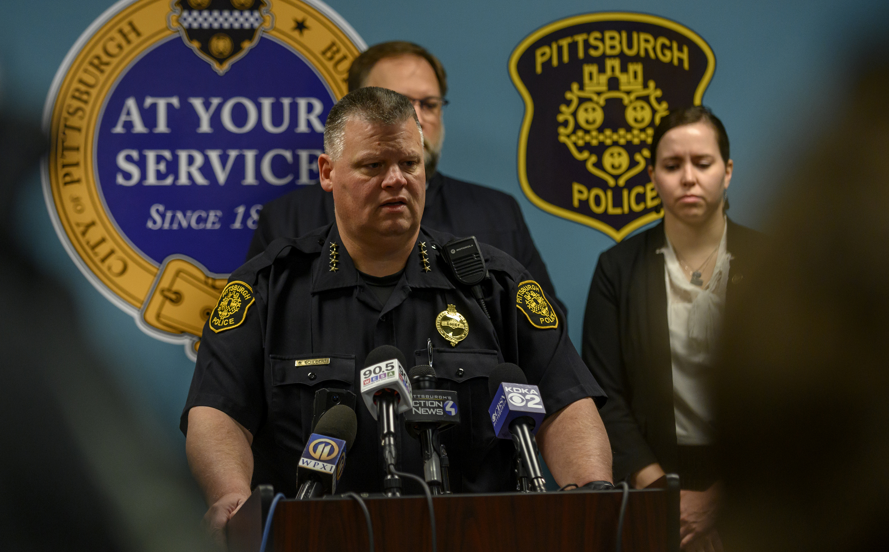 Day after deadly mass shooting, Pittsburgh police continue search for suspects, answers - Vimarsana News