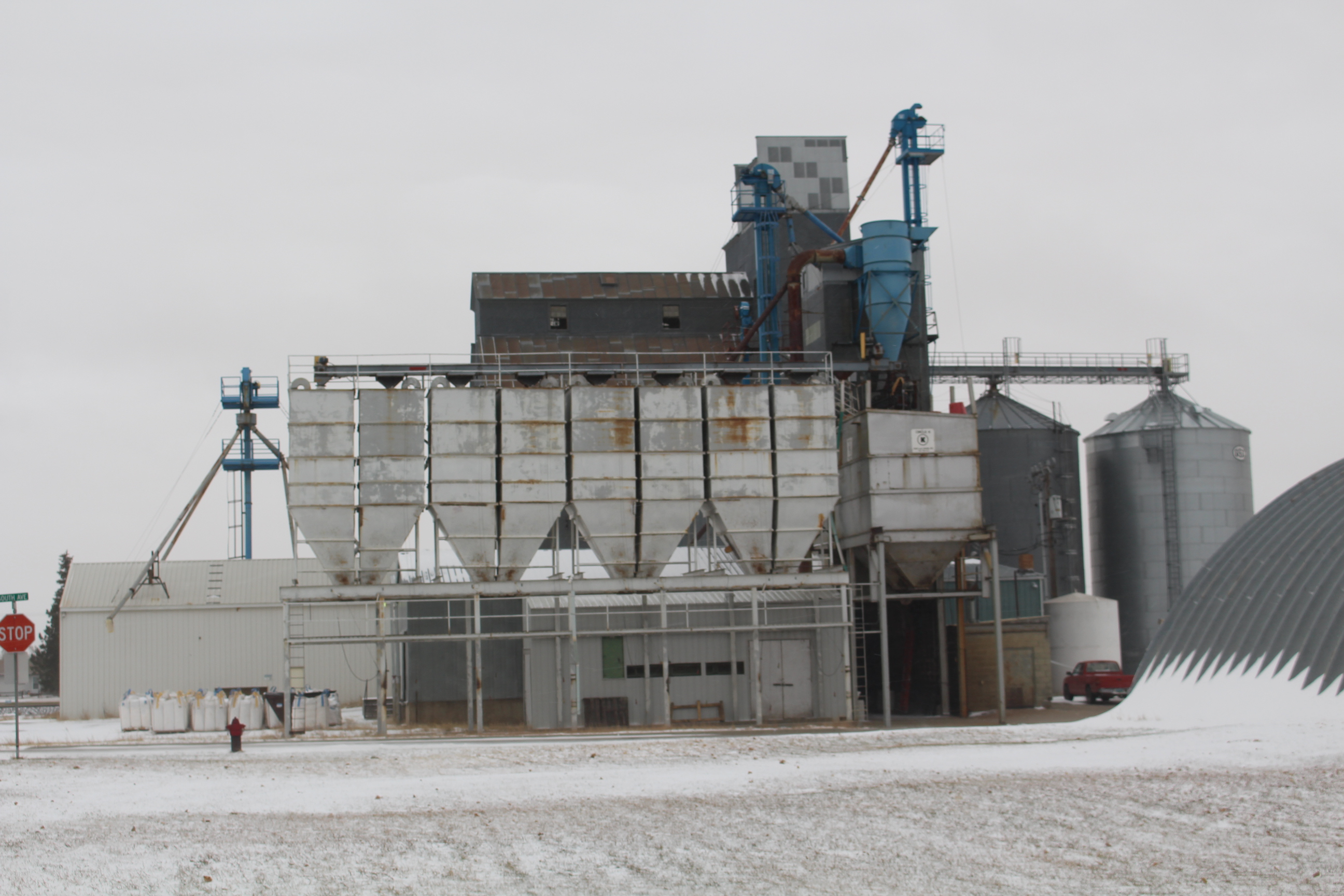 Western North Dakota feed plant back in business - Vimarsana News