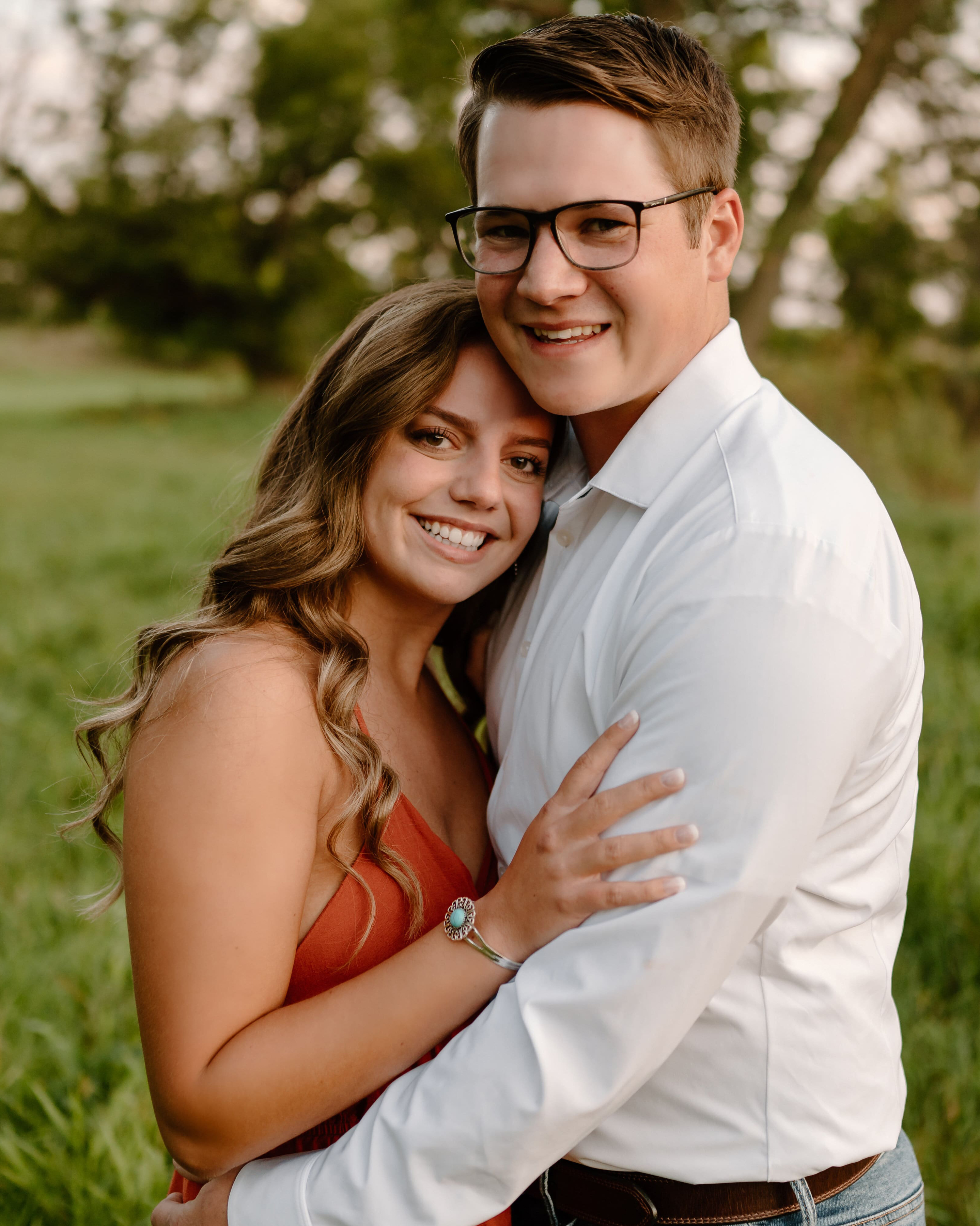 'Hometown' honeys, AJ Quade and Alyssa Landwehr, prepare to tie the knot - Vimarsana News