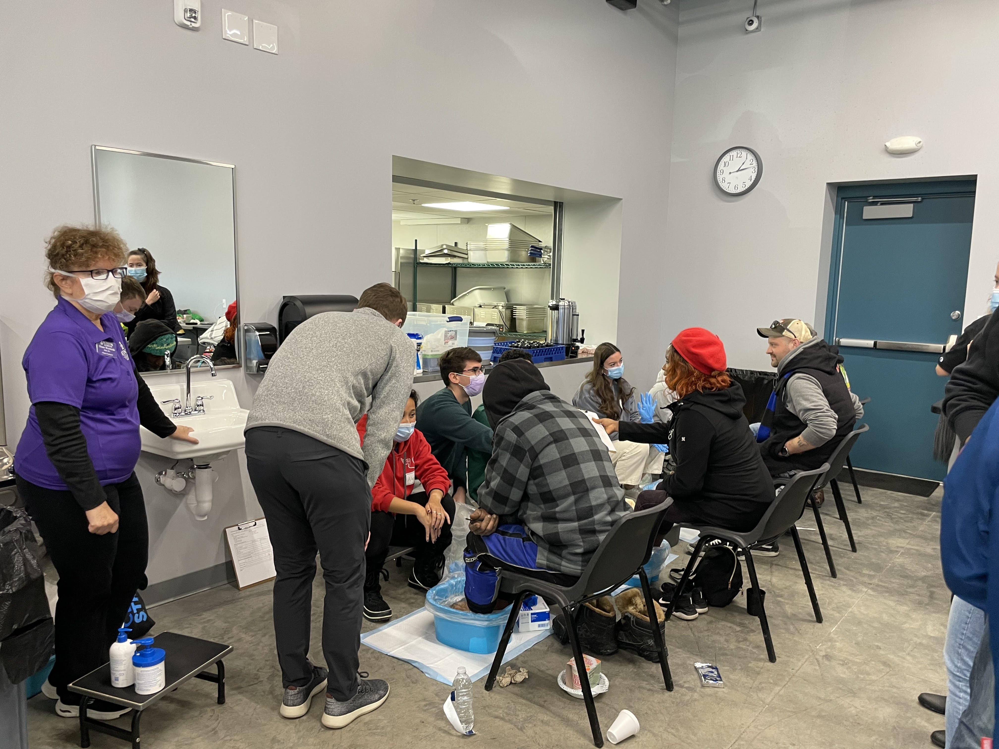 'We want to take care of our community': Street medicine program brings foot clinic to The Landing - Vimarsana News