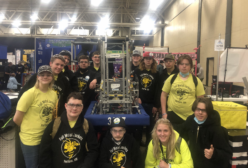Perham's Full Metal Jackets make it to quarterfinals at Duluth robotics tourney - Vimarsana News