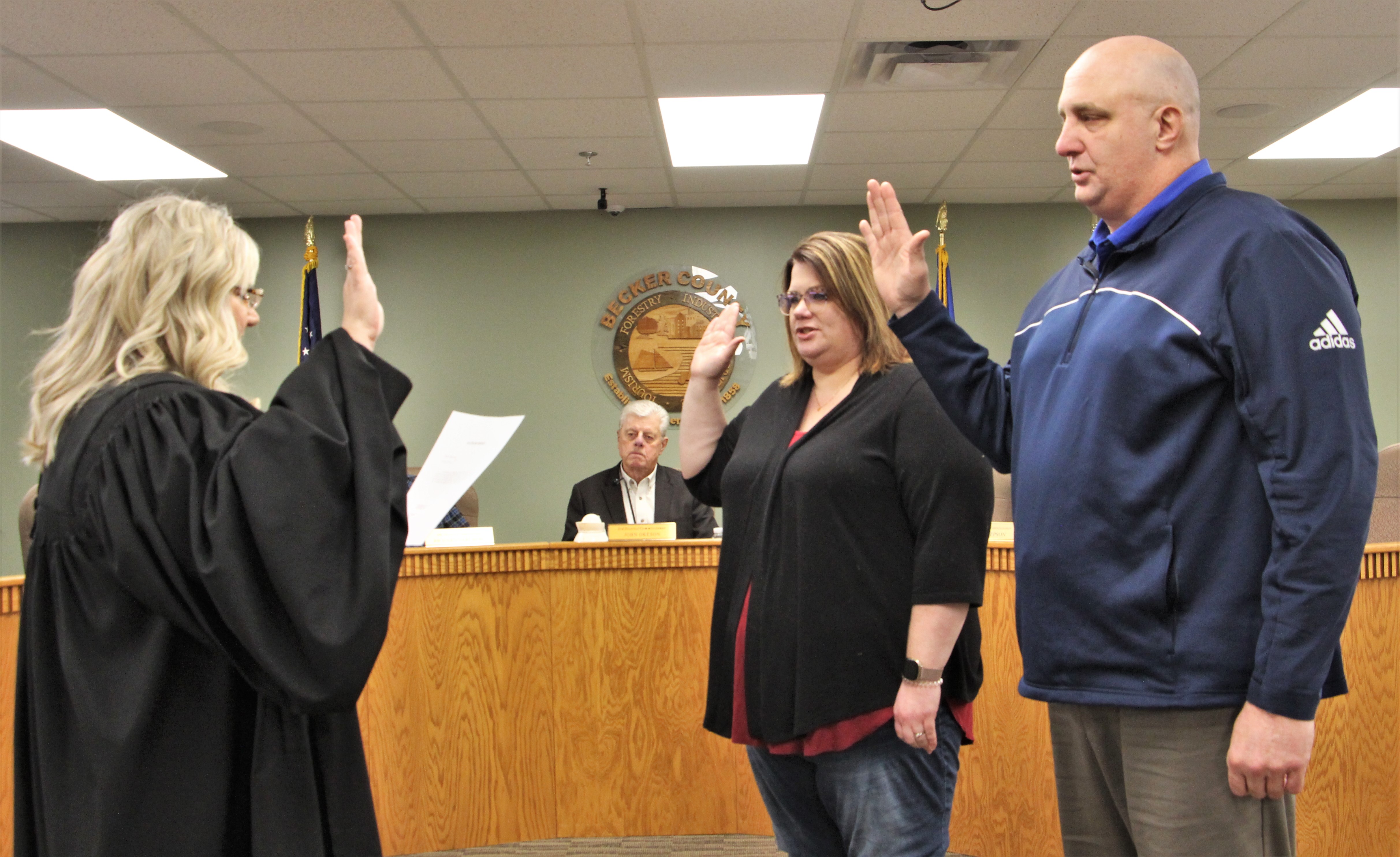 Meyer and Jepson sworn in as Becker County commissioners; Nelson elected chair on surprise 3-2 vote - Vimarsana News