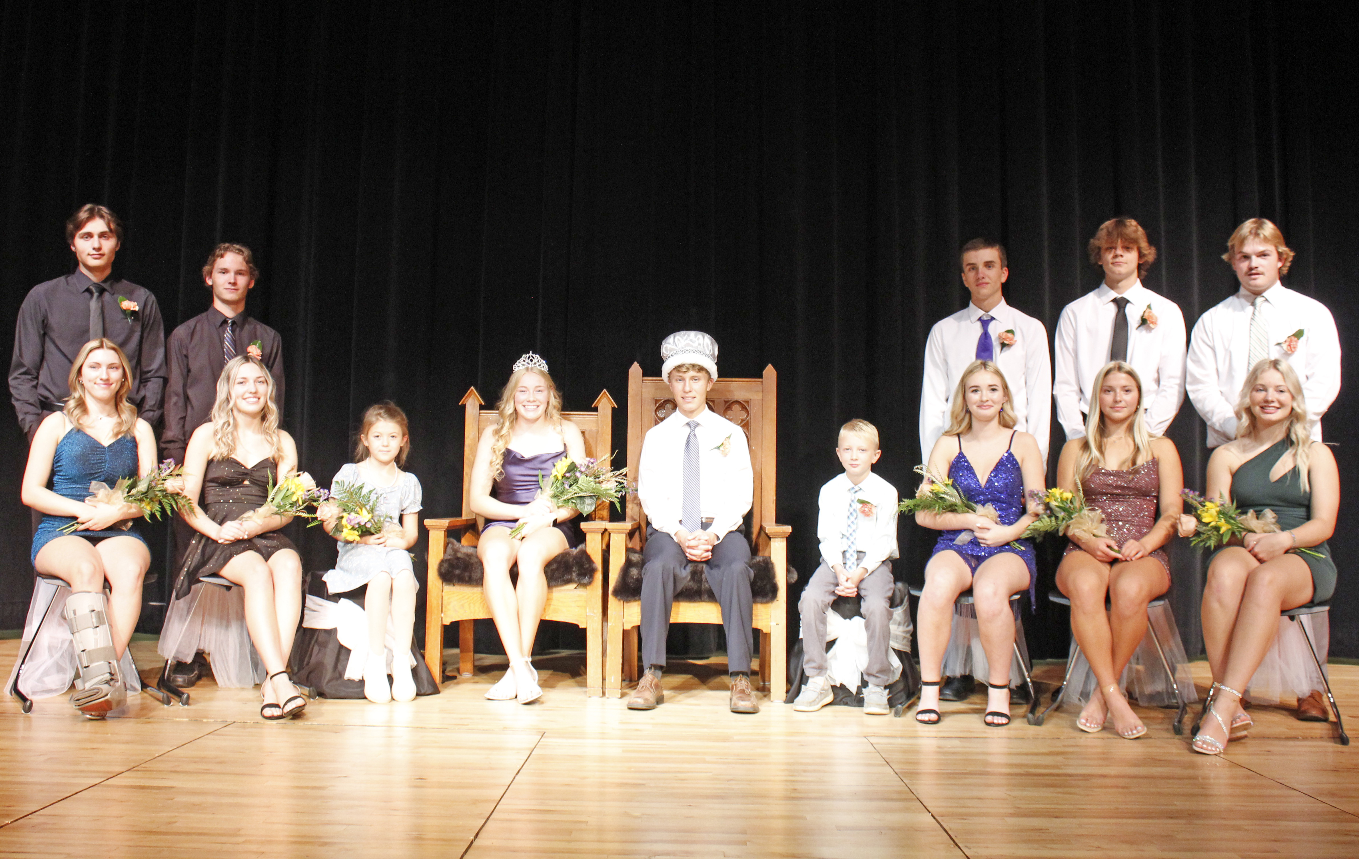 Koppelman and Maanum crowned as Homecoming royalty - Vimarsana News