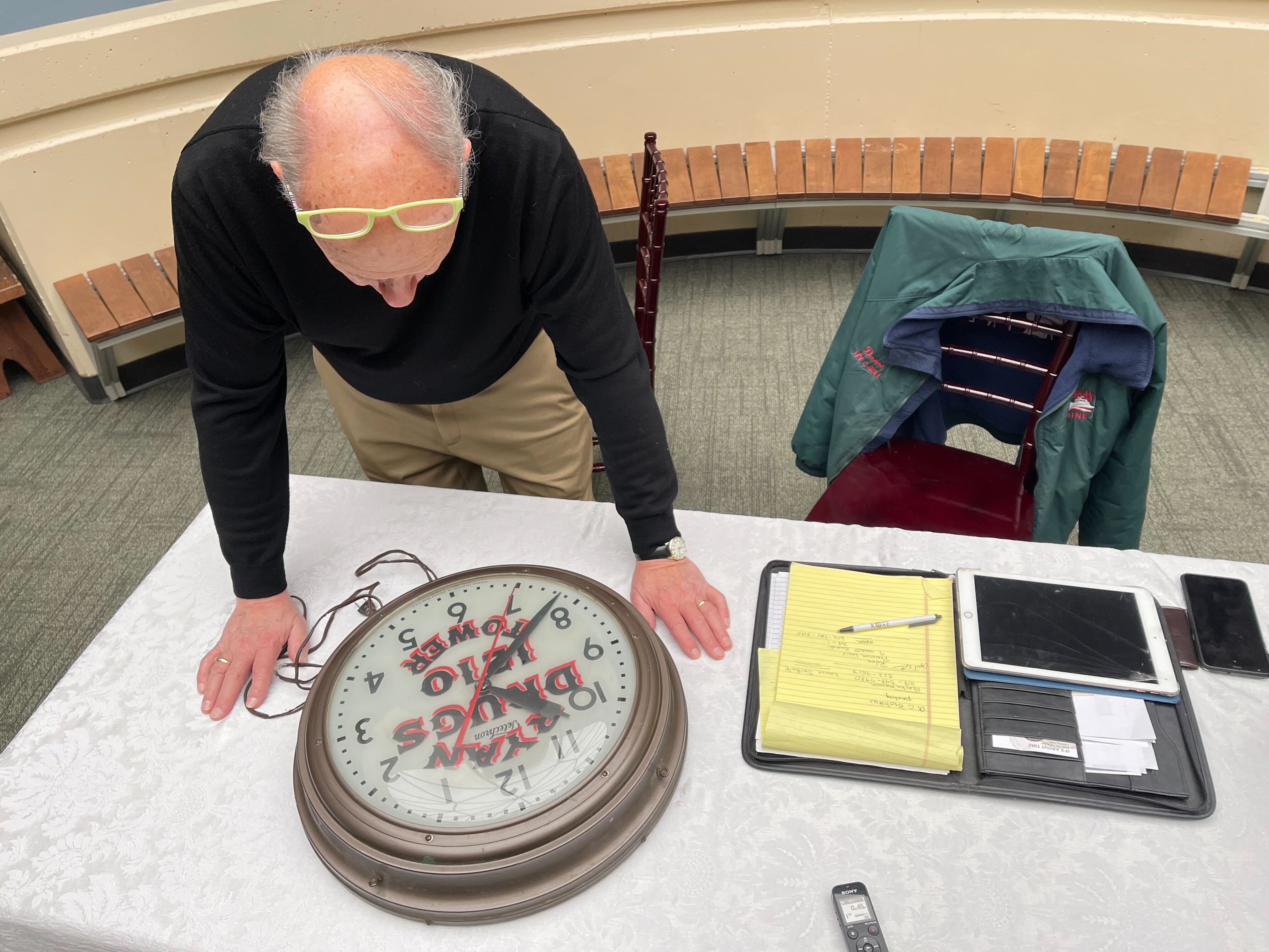 Front Row Seat: 'Antiques Roadshow,' Duluth style - Vimarsana News