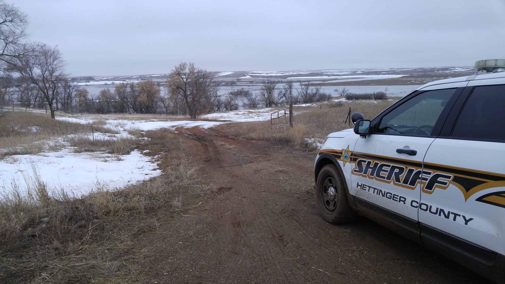 Oklahoma couple drown when pickup is swept away in Cannonball River - Vimarsana News