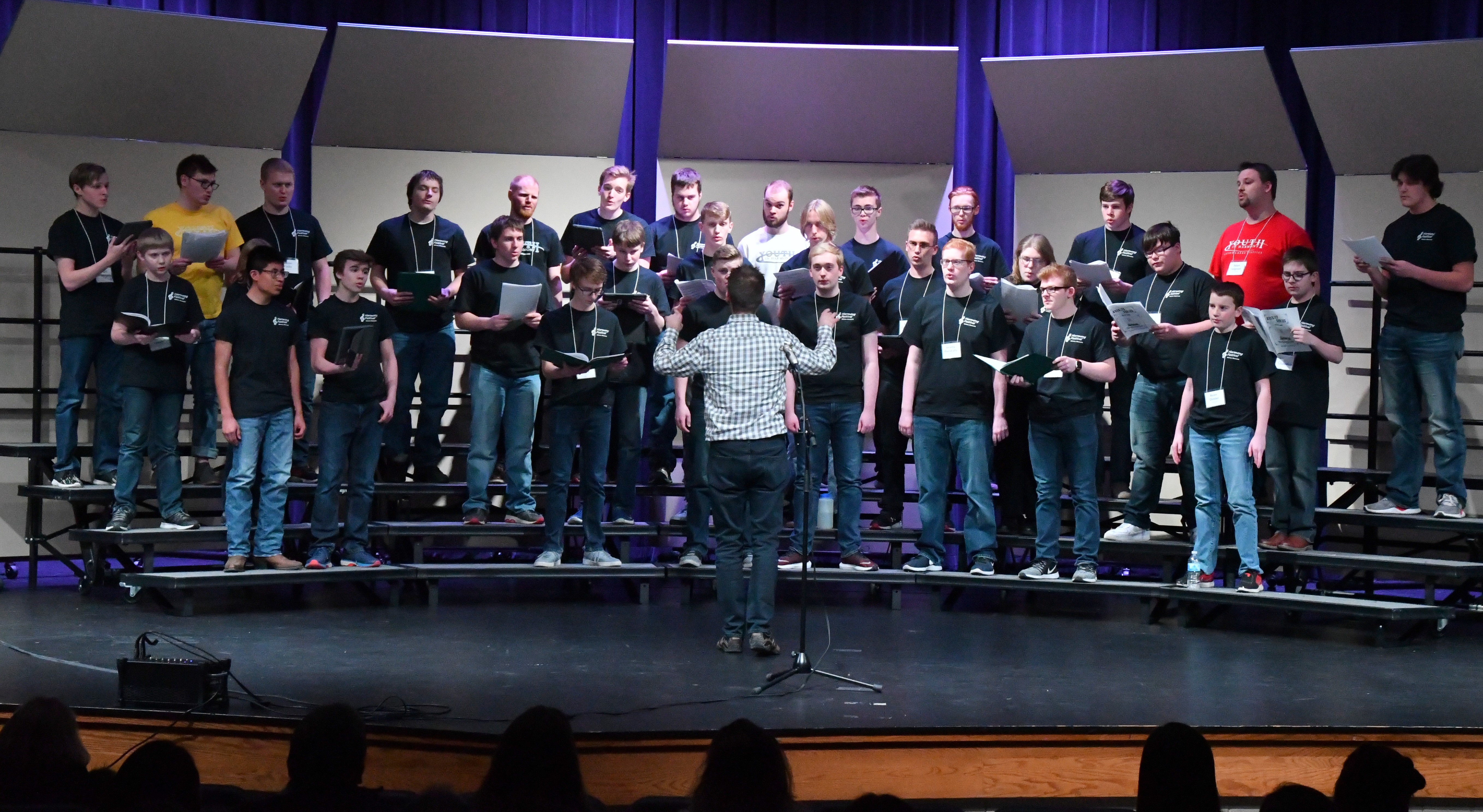 Willmar-based West Central Connection hopes to pass barbershop singing to new generation with youth festival - Vimarsana News
