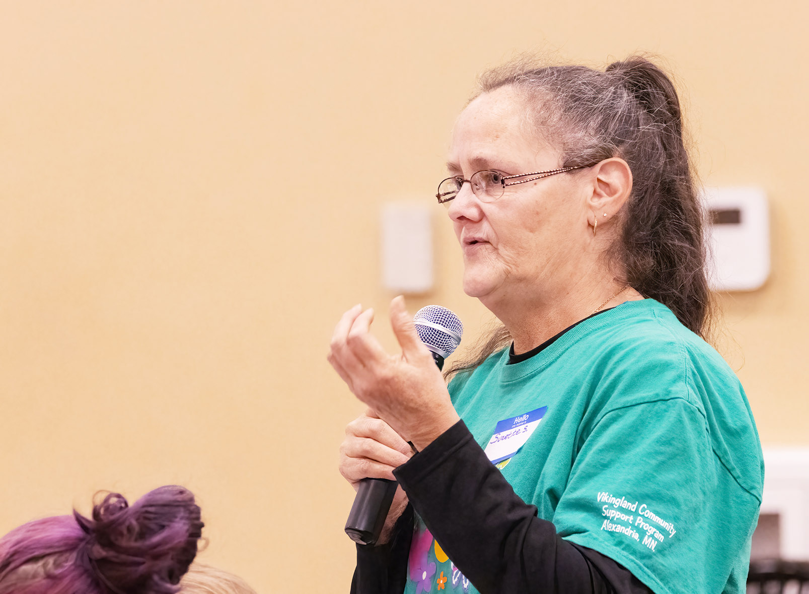 Homeless woman shares her story with Douglas County area legislators, candidates - Vimarsana News