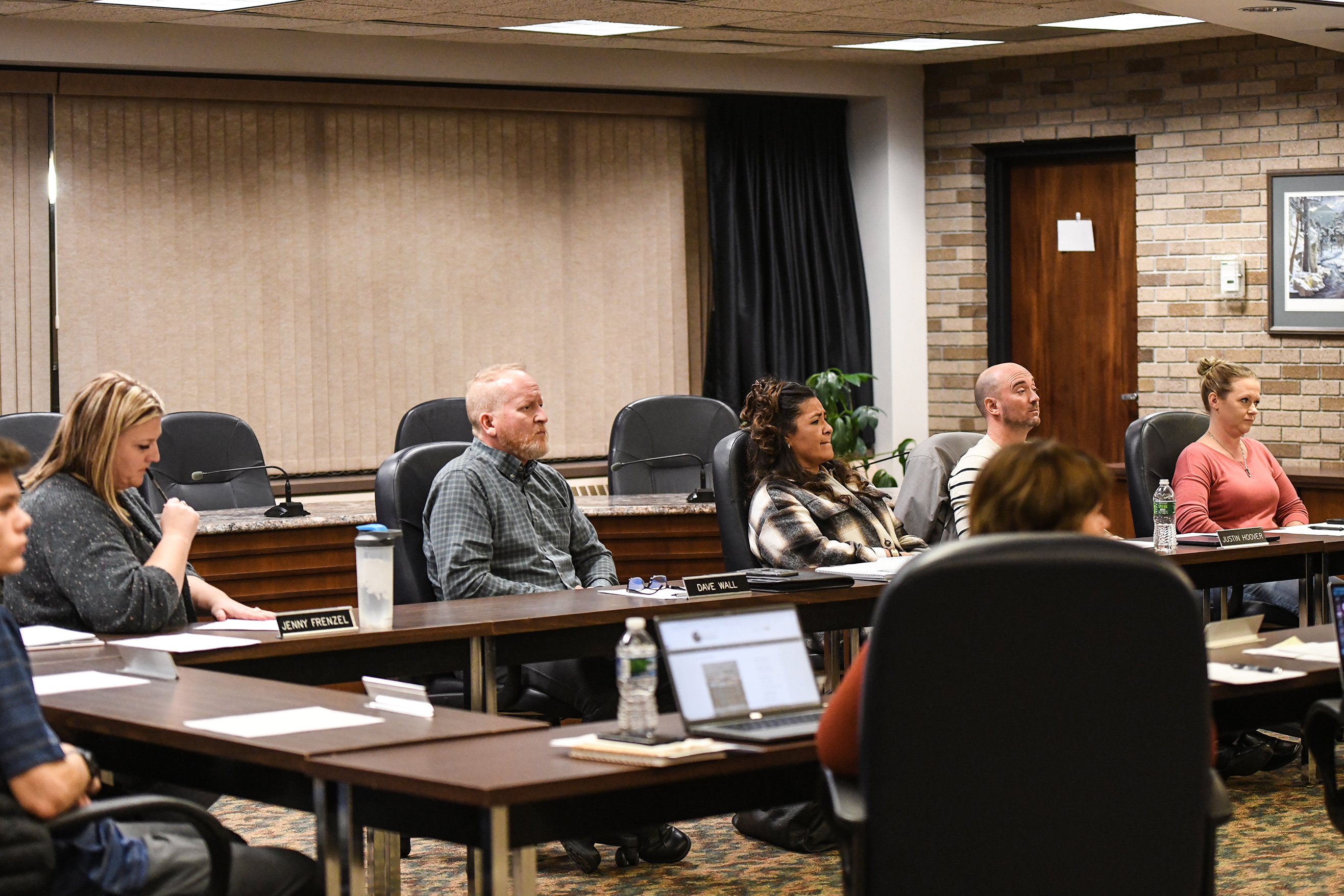 New Bemidji school board members find compromise at special board meeting - Vimarsana News